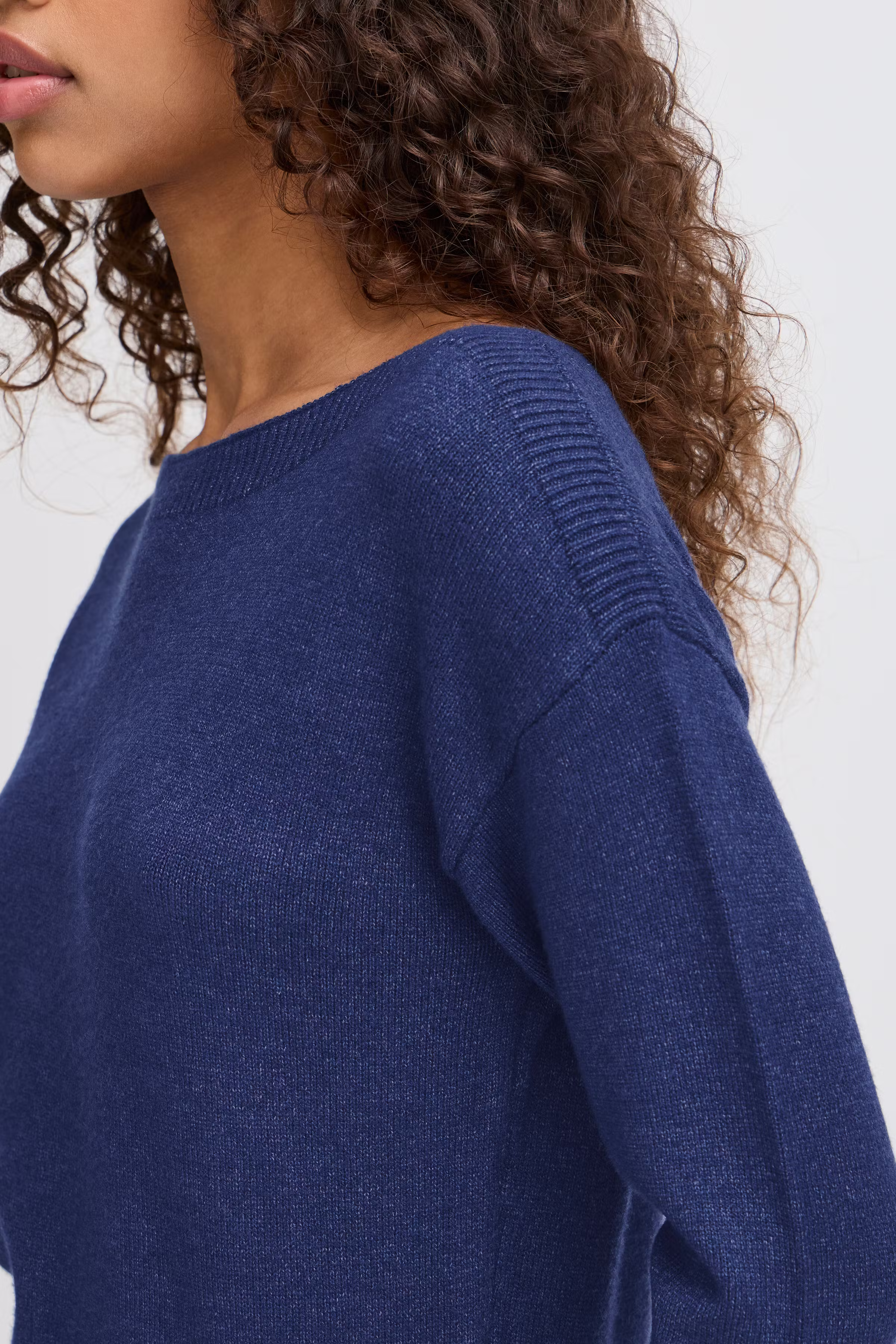 IHSELLA Pullover LOOKBOOK DETAIL 20121291-193939