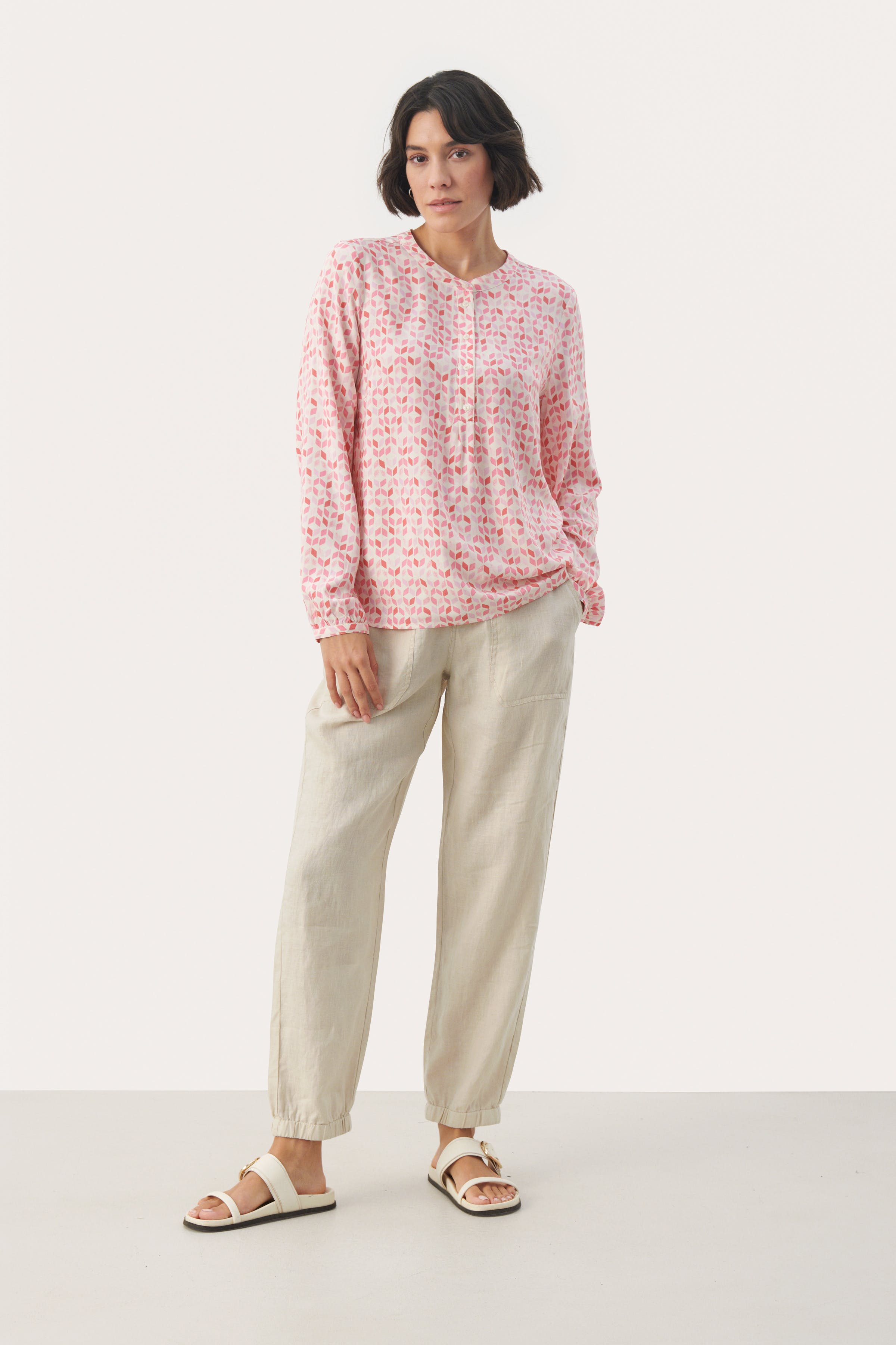 AnviPW Bluse LOOKBOOK FRONT 30308319-302903