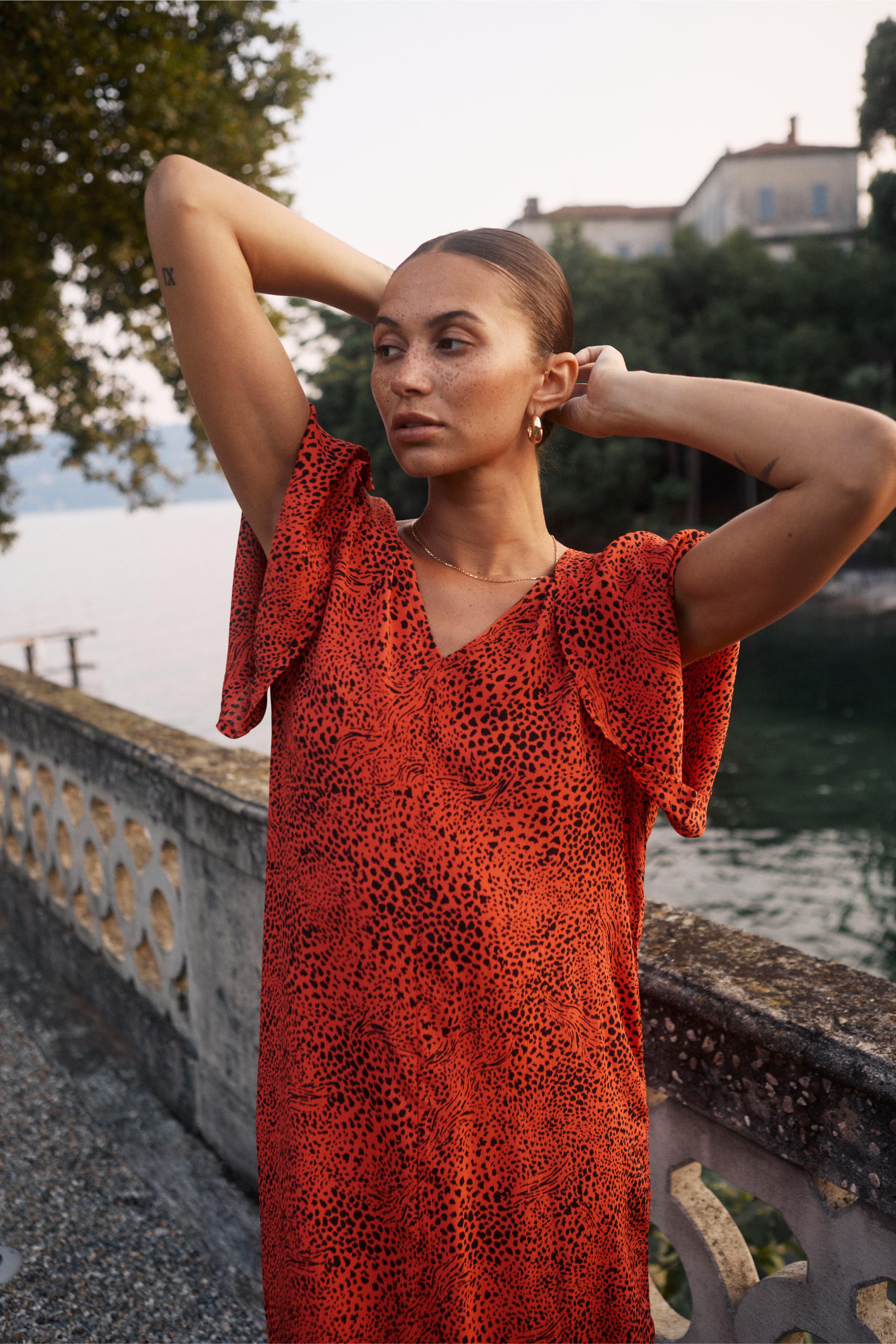 KAliana Kjole LOCATION NONE 10509926-107428