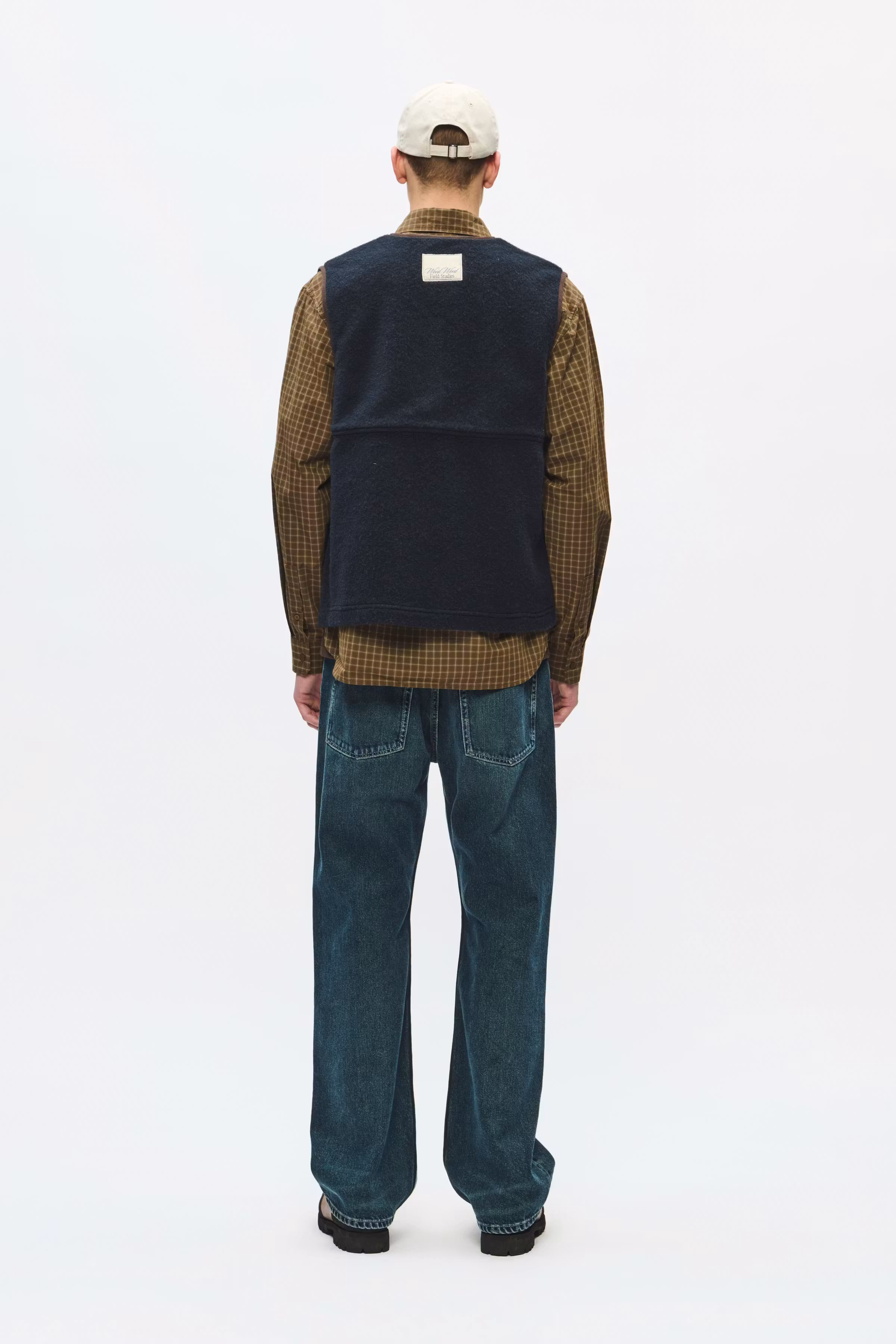 WWEik Weste LOOKBOOK BACK 30252252-194011