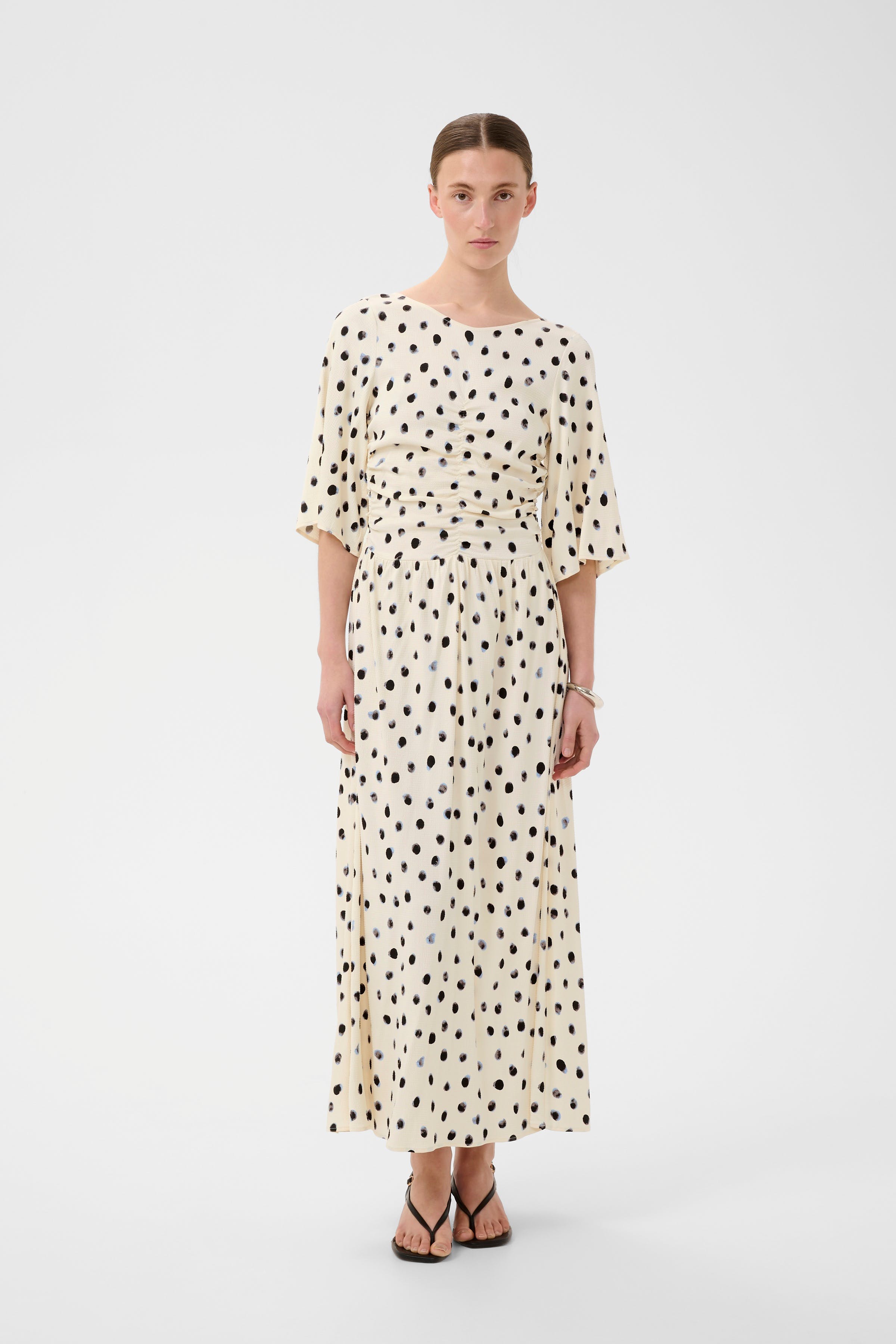 HENRIIW Dress LOOKBOOK FRONT 30112738-900009019