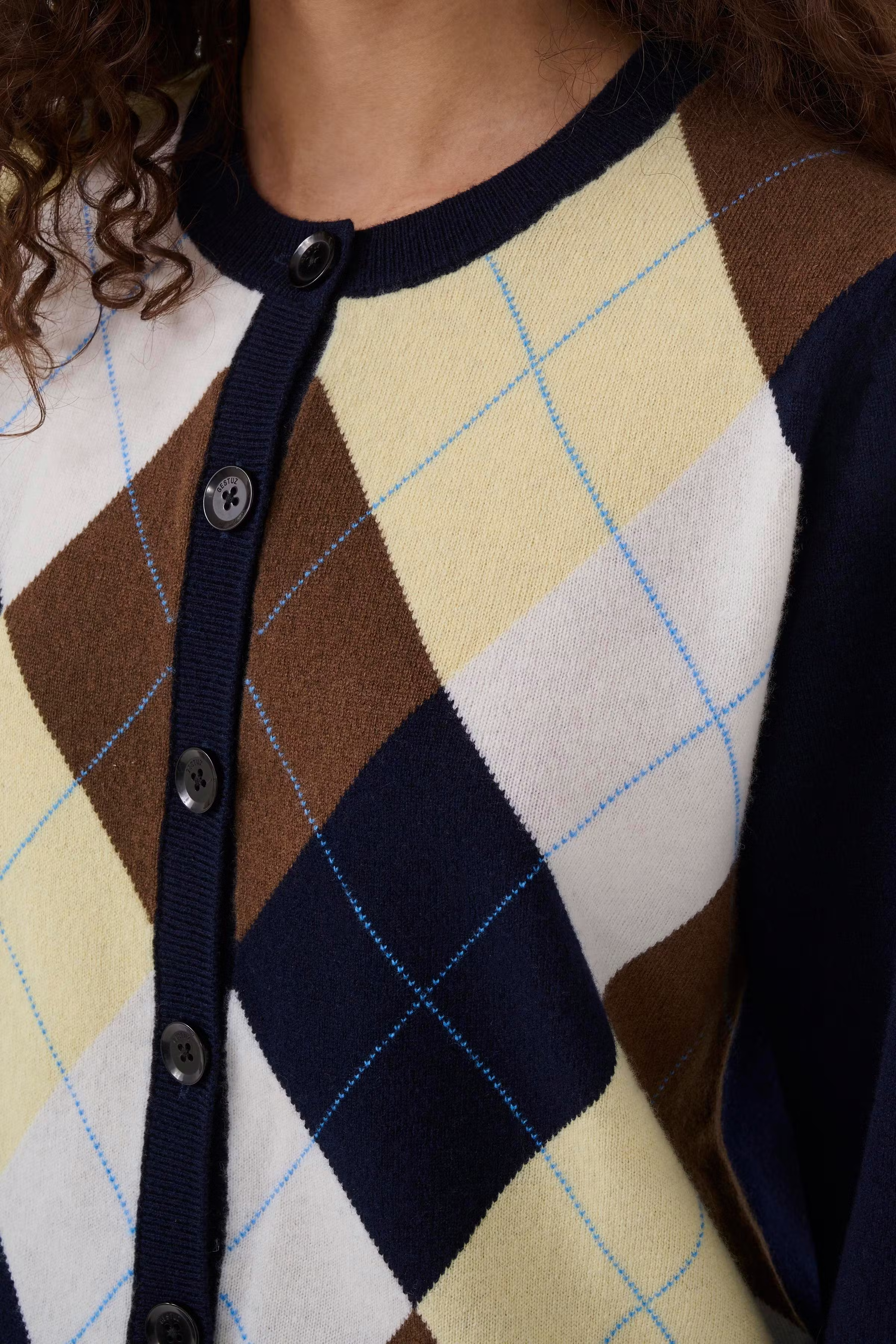 GZmanzi Vest LOOKBOOK DETAIL 10910840-108825