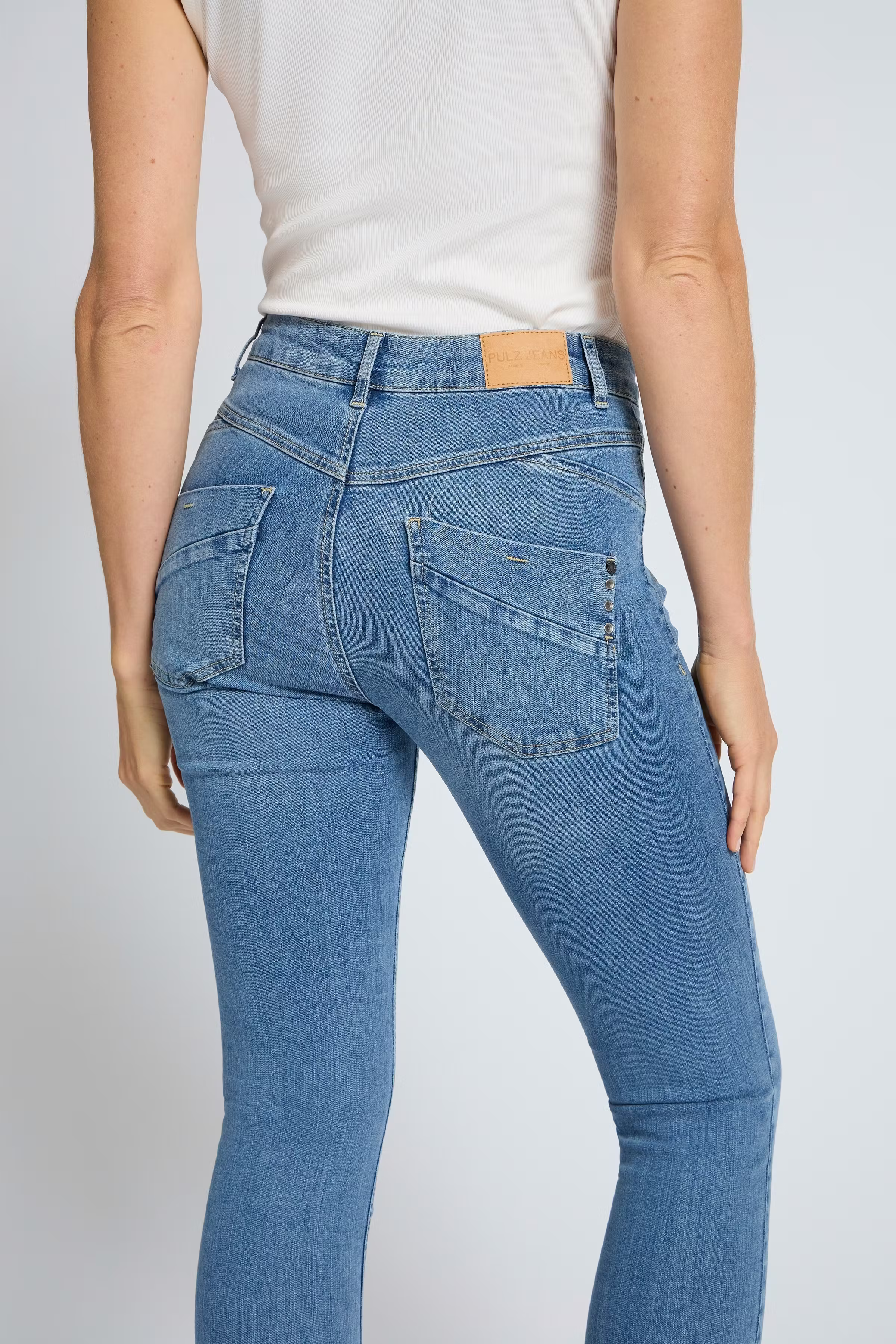 PZCARMEN HW Jeans Skinny Leg LOCATION NONE 50204829-200008