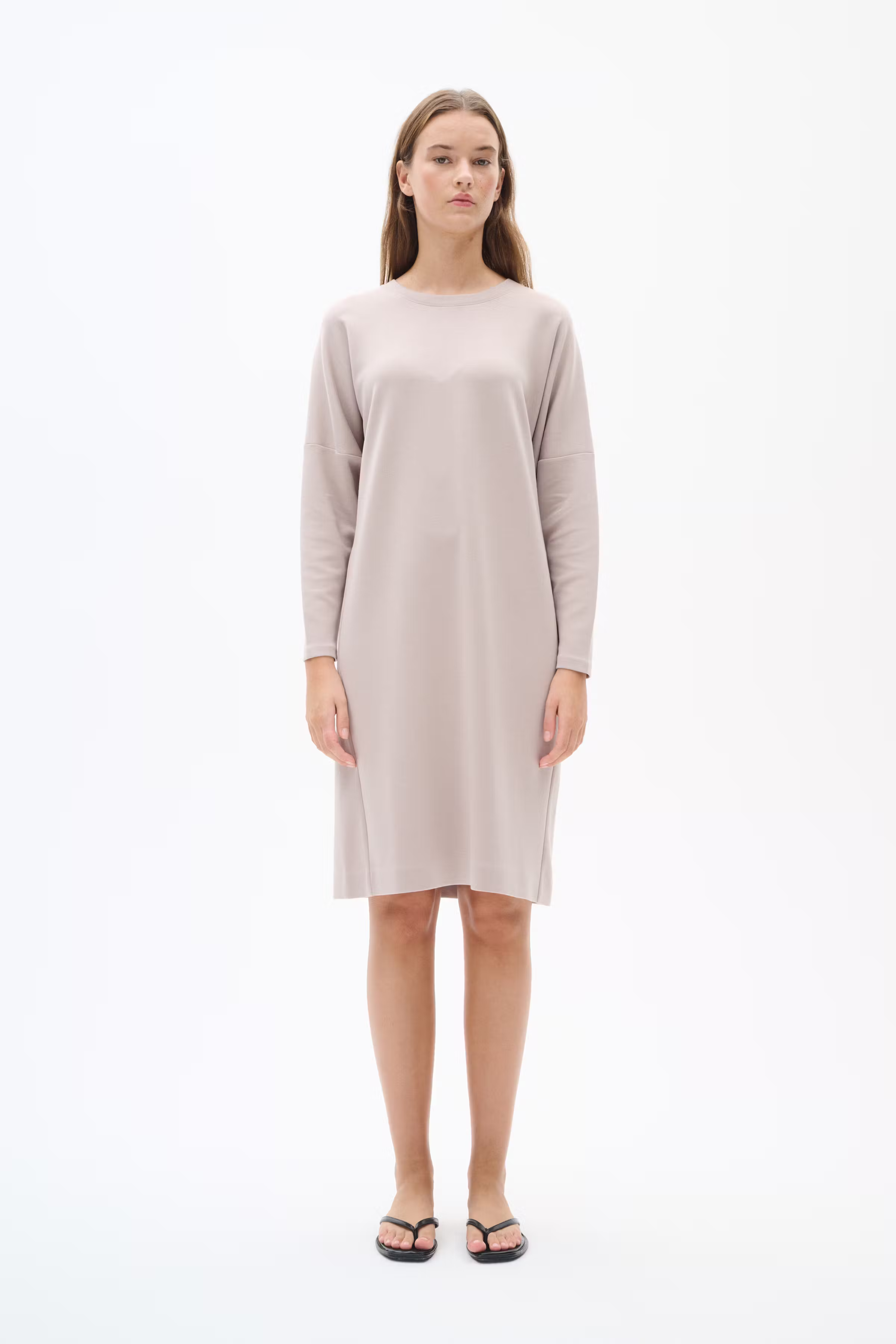 AnniehIW Jurk LOOKBOOK FRONT 30110496-161406