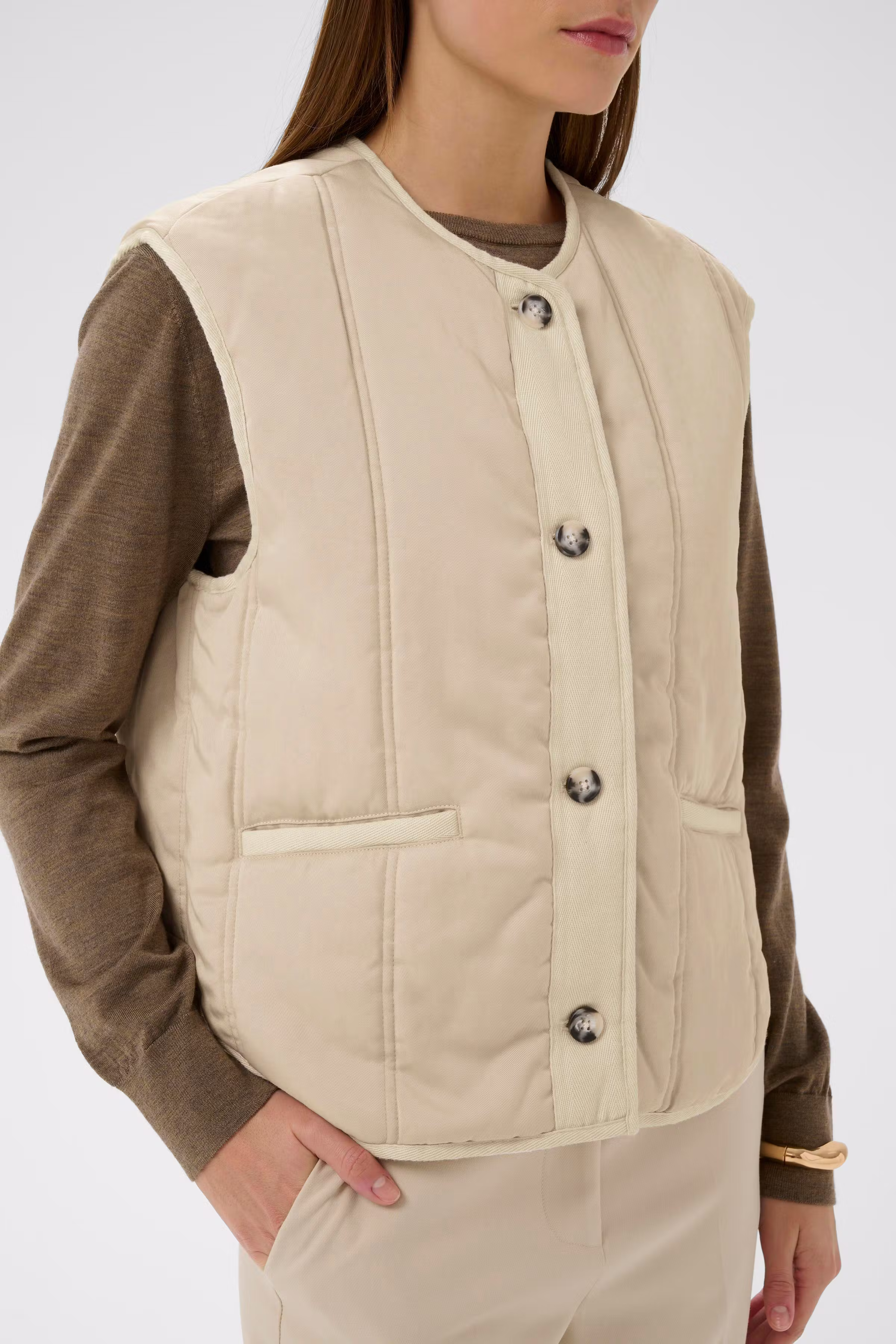 SLElira Warm vest LOOKBOOK DETAIL 30409138-130401