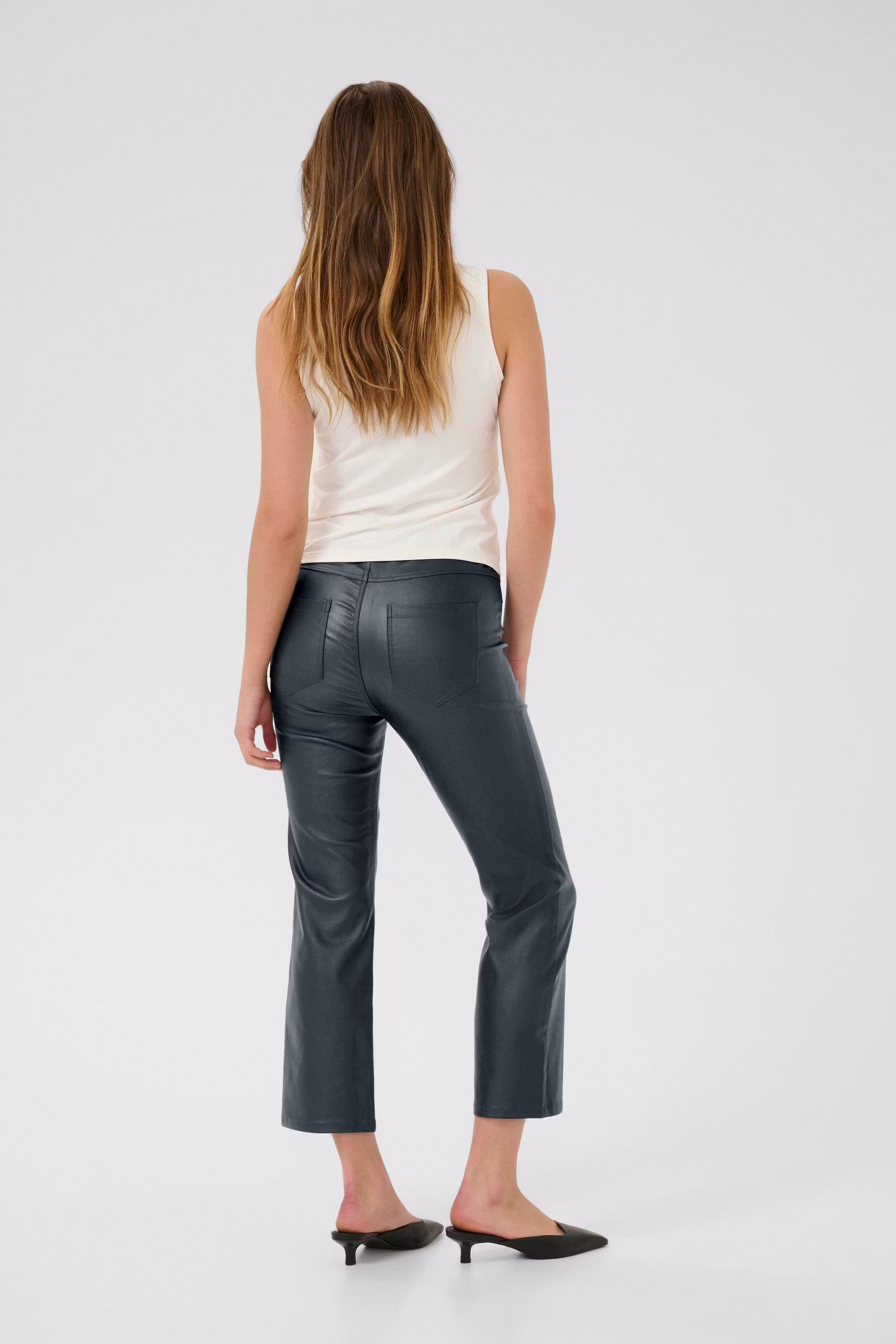 KAada Trousers LOOKBOOK BACK 10503875-190205