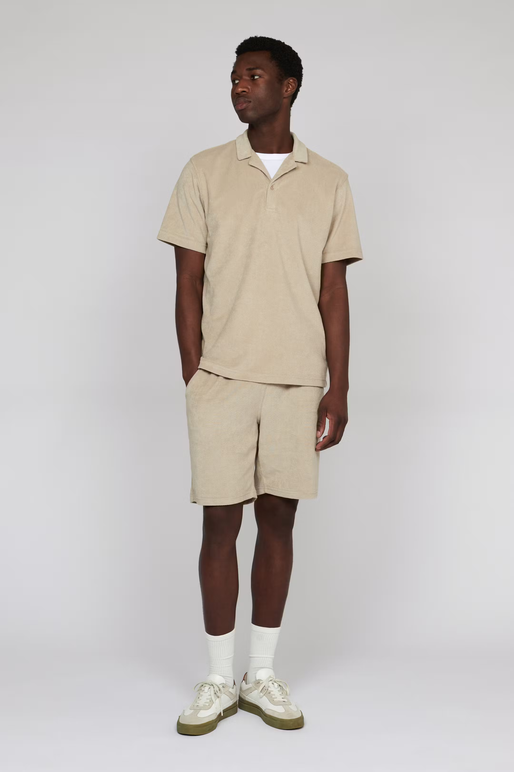 MAcora Shorts LOOKBOOK FRONT 30207346-161105