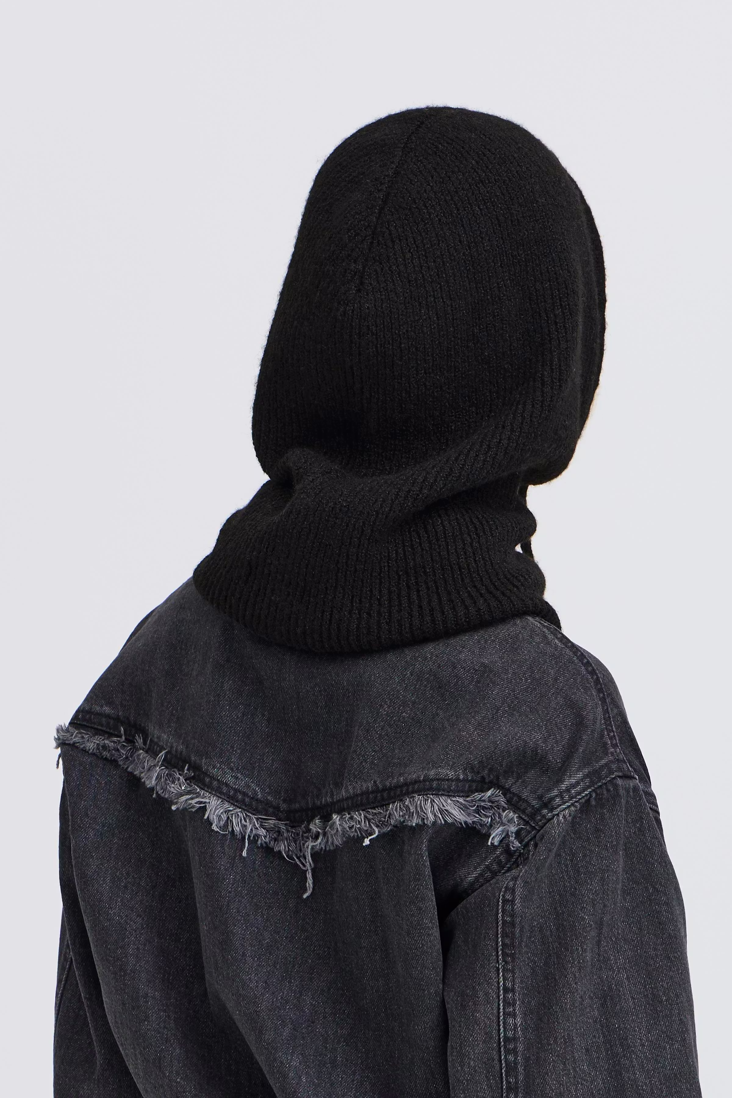 BYVELHA Hatt LOOKBOOK FRONT 20818025-194008