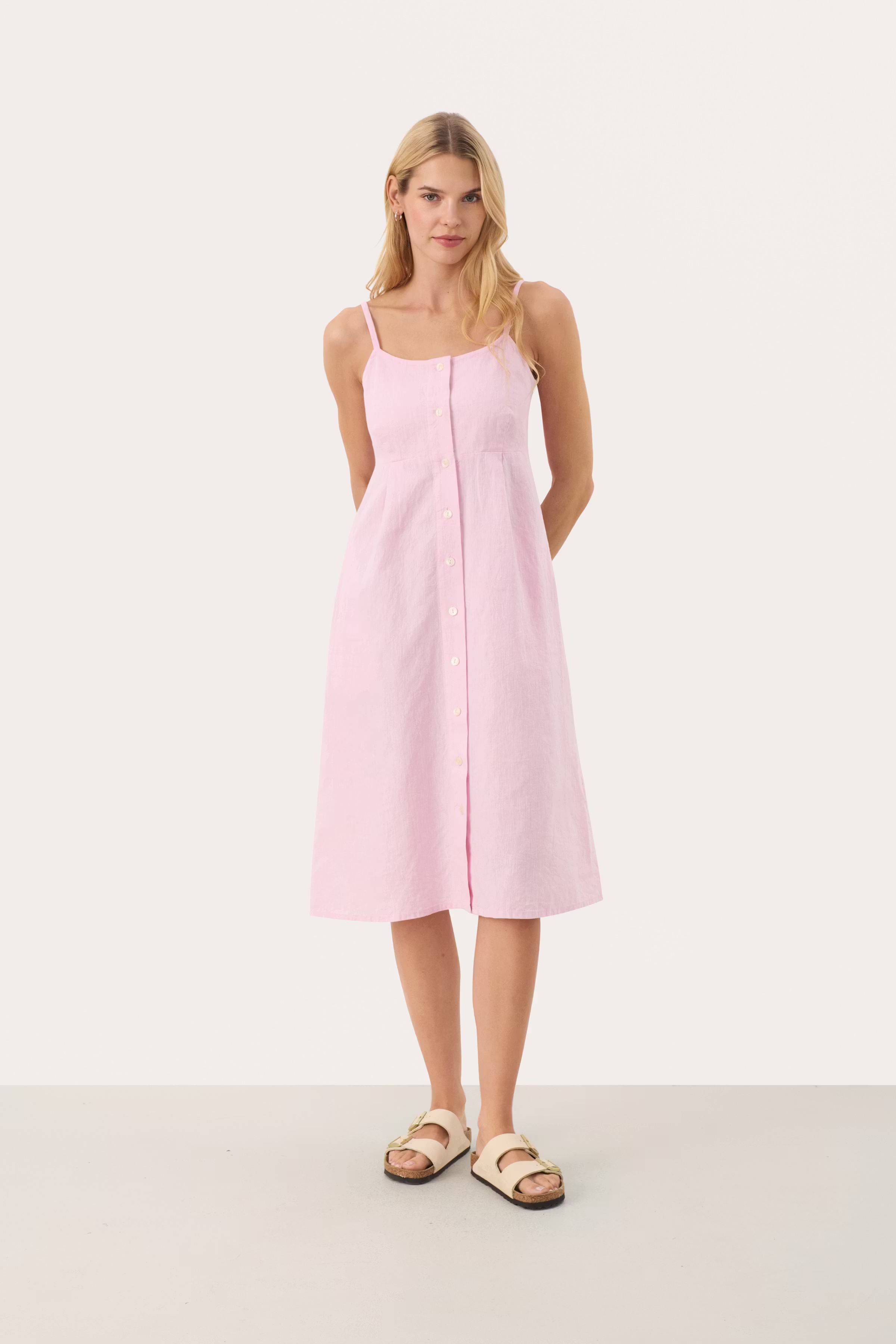 ReysaPW Linnen Jurk LOOKBOOK FRONT 30309615-303753