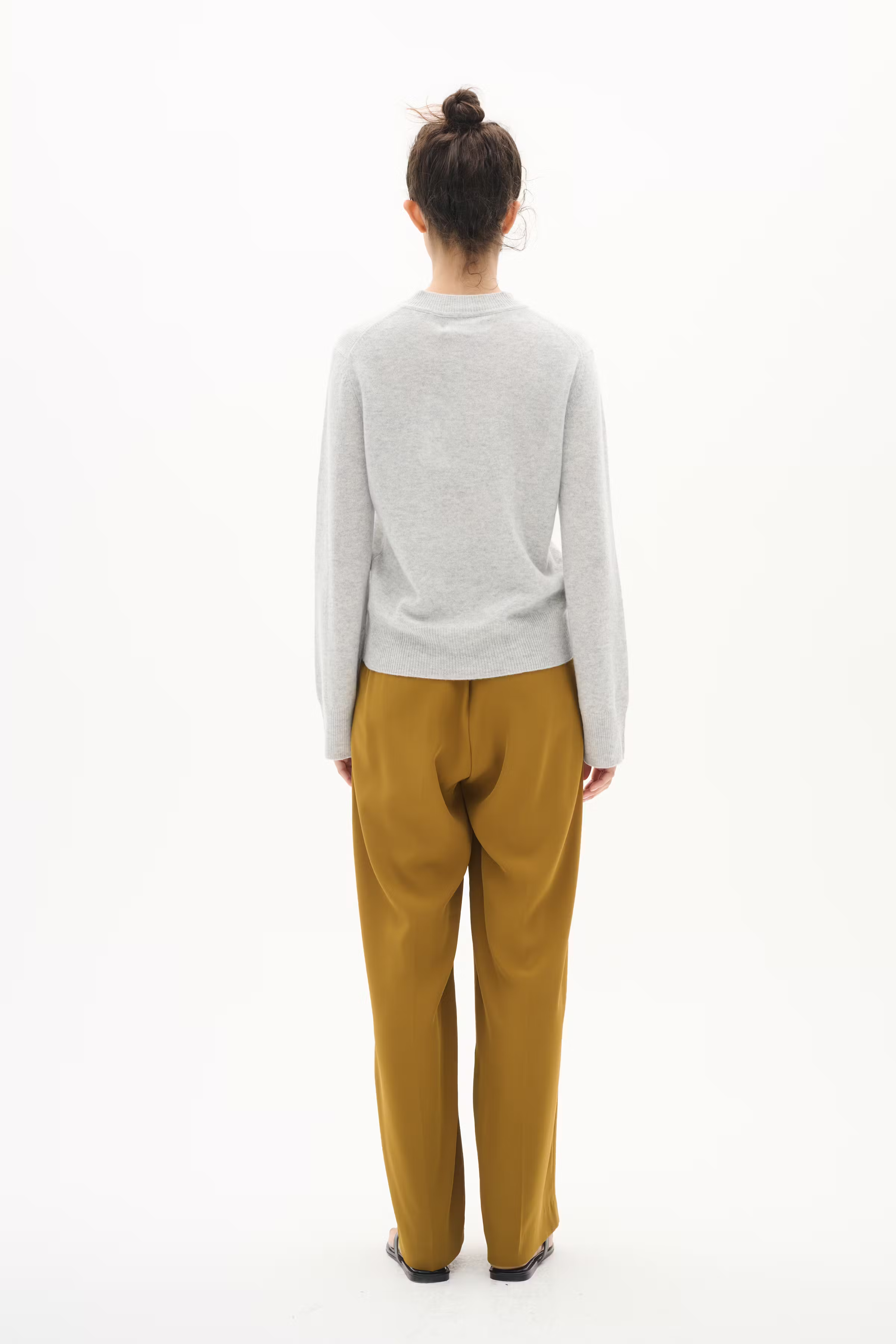 YolineIW Trousers LOOKBOOK BACK 30110636-180840