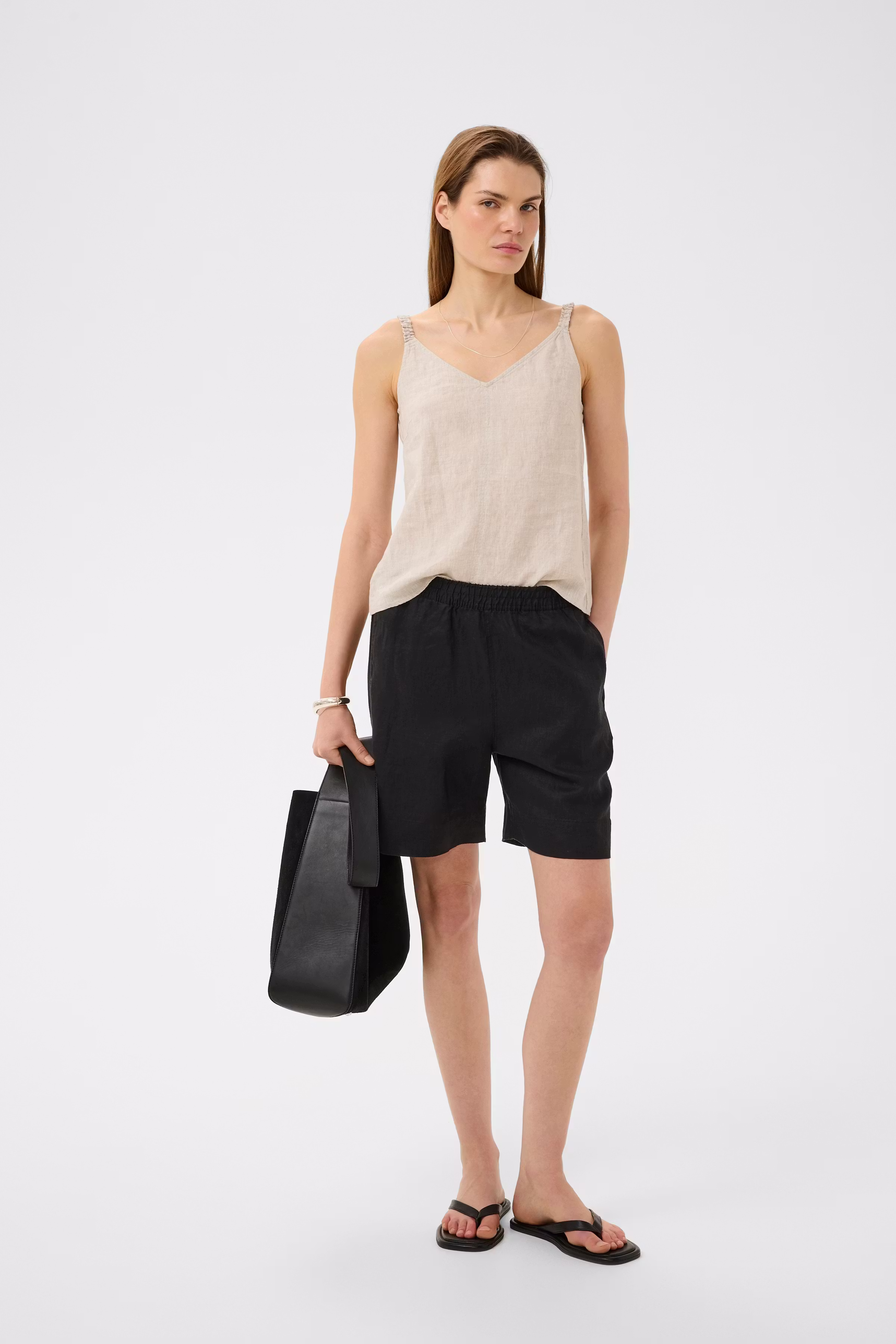 ELINORIW Shorts LOOKBOOK FRONT 30112545-194008