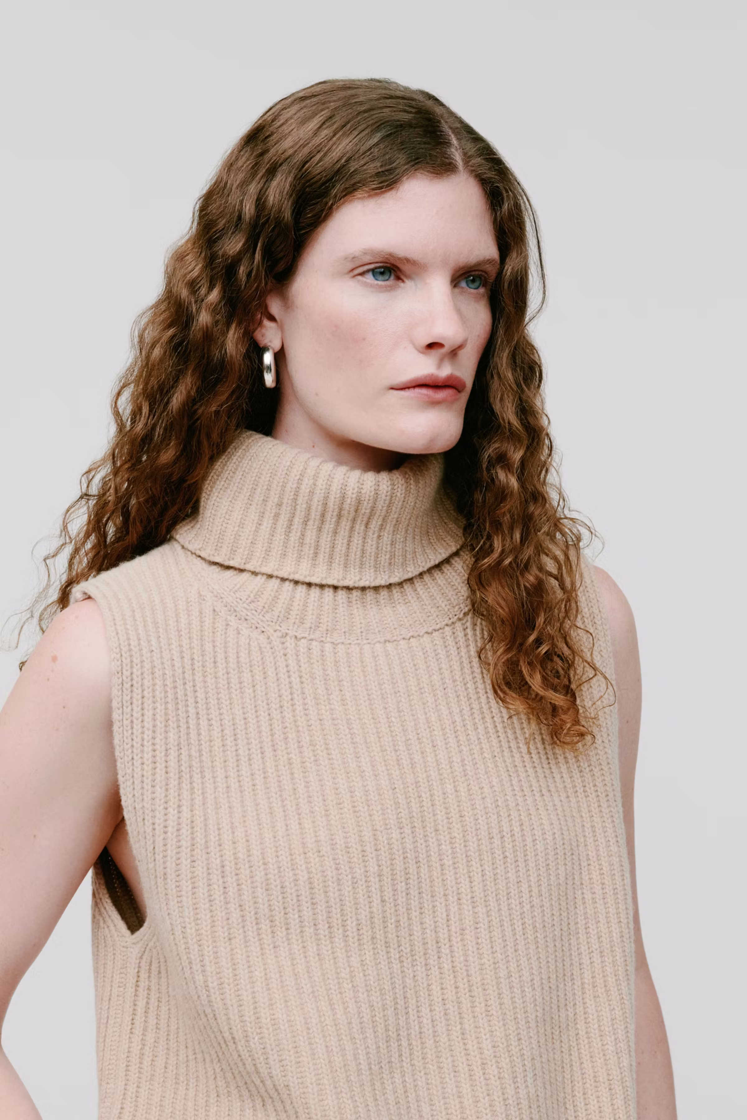 KYOMI VEST LOOKBOOK FRONT 30600508-BE401