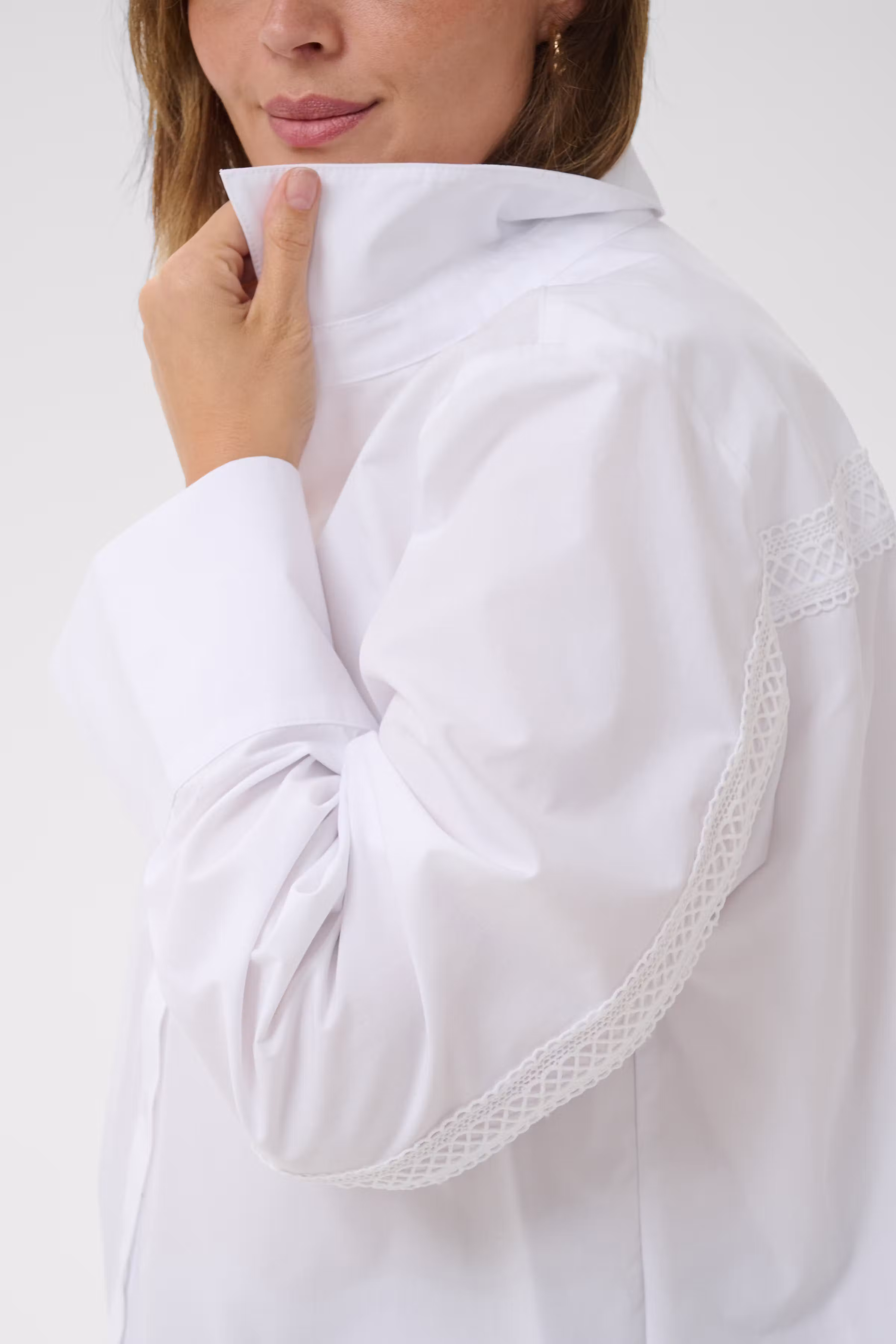 KCkika Skjorta LOOKBOOK DETAIL 10584431-110601