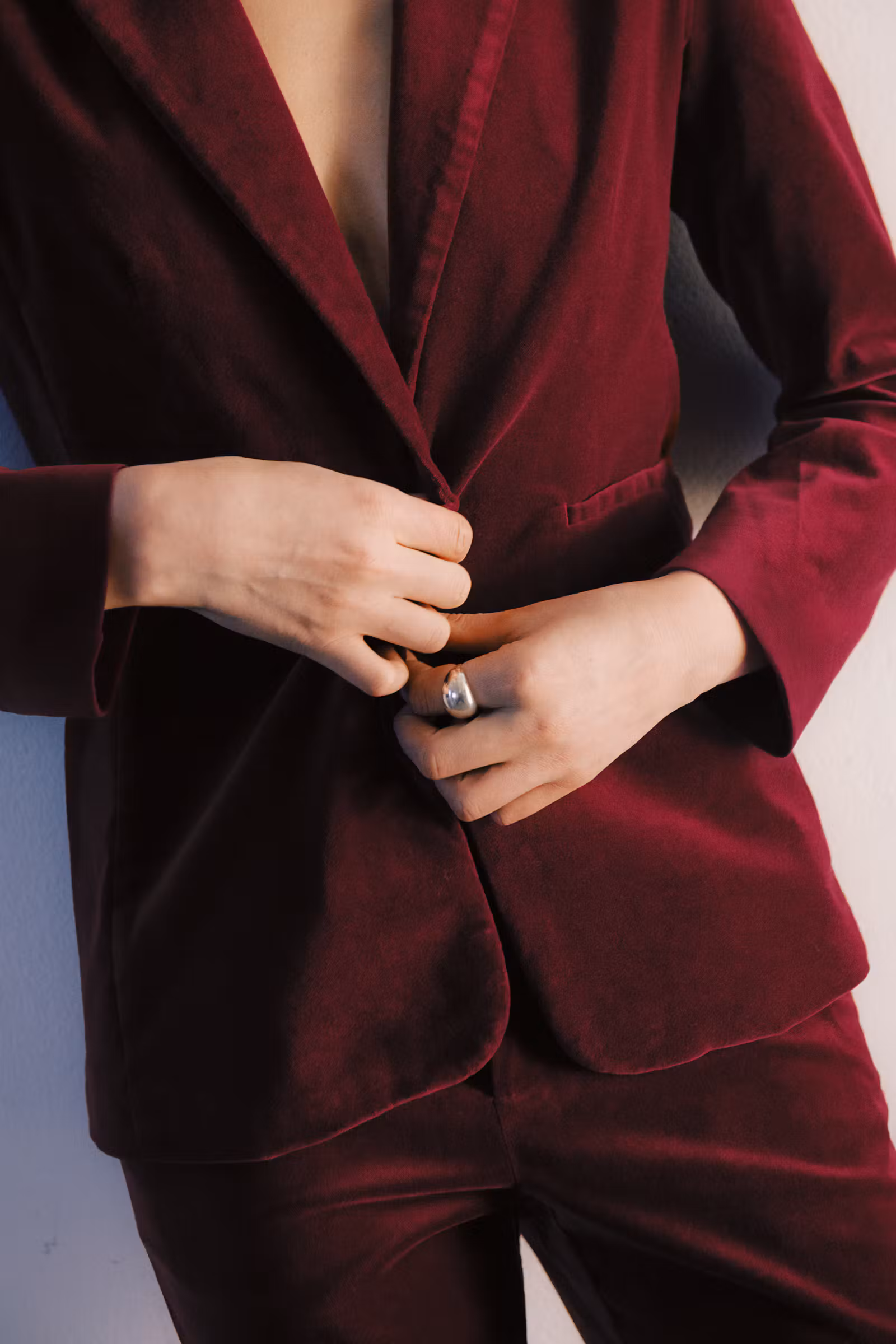 DahliaPW Blazer LOCATION NONE 30310925-191650