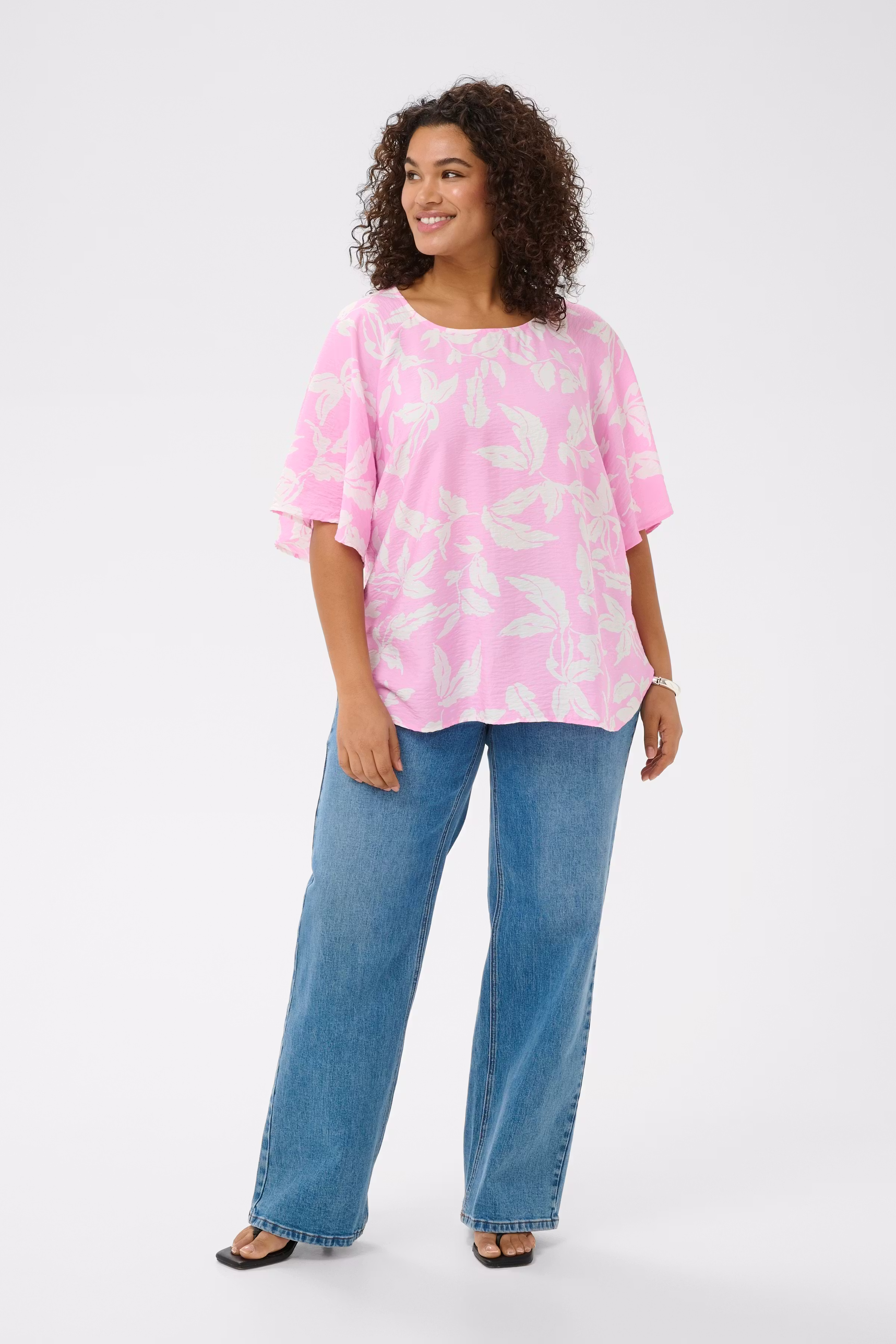 KCmarla Bluse LOOKBOOK FRONT 10584073-109520