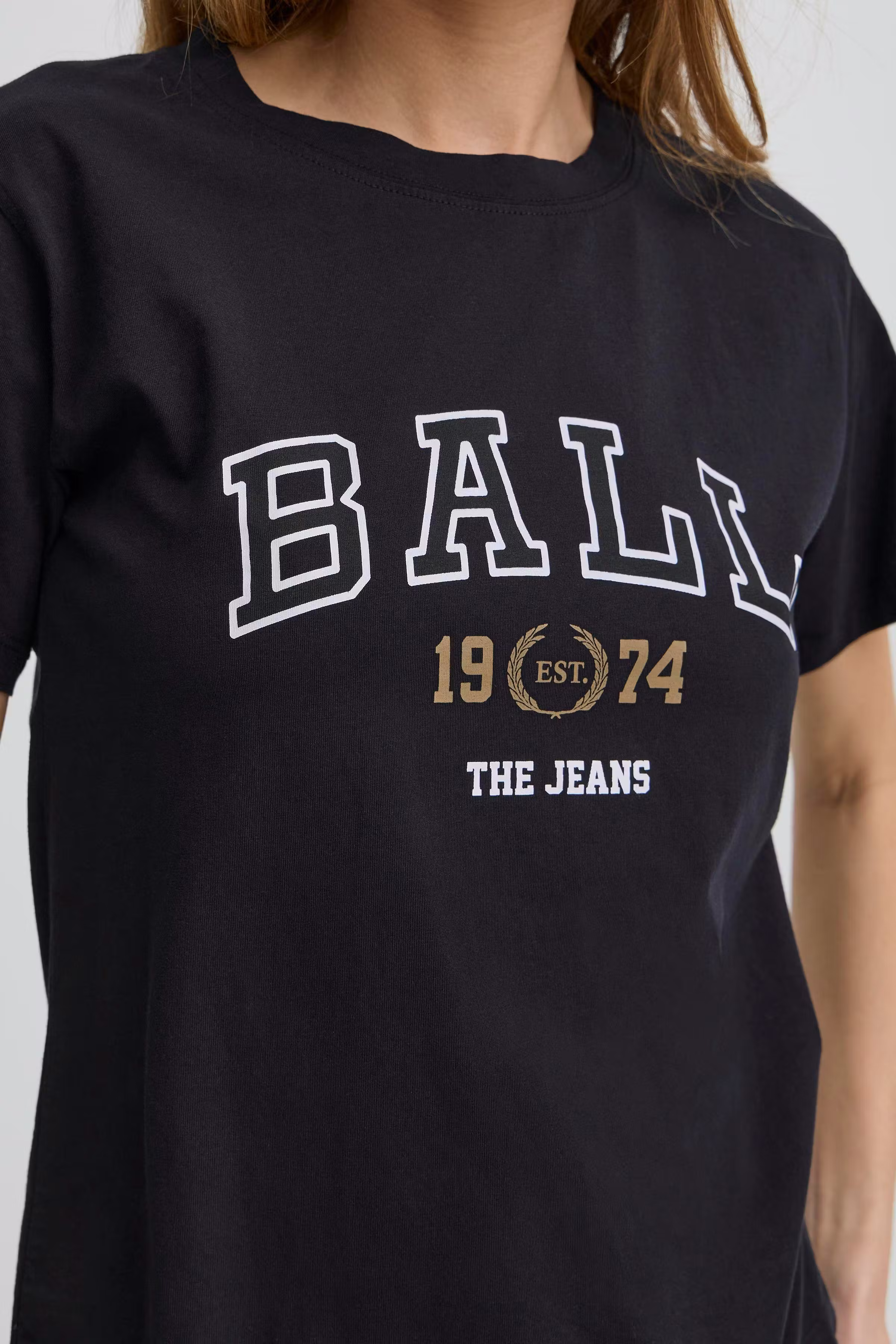 BASATINO T-shirt LOOKBOOK DETAIL 50405153-204005