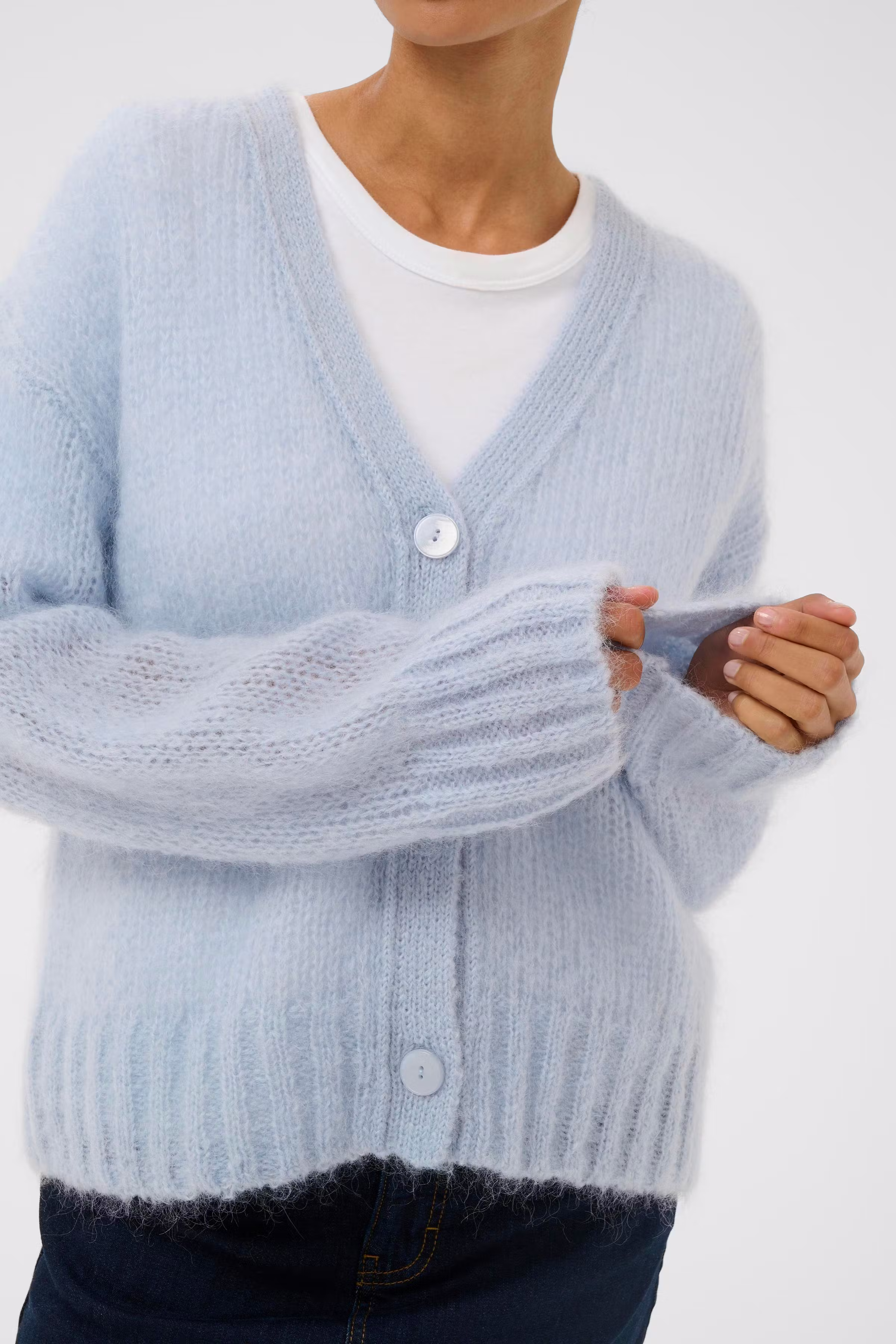 ZendayaPW Cardigan LOOKBOOK DETAIL 30310320-144110