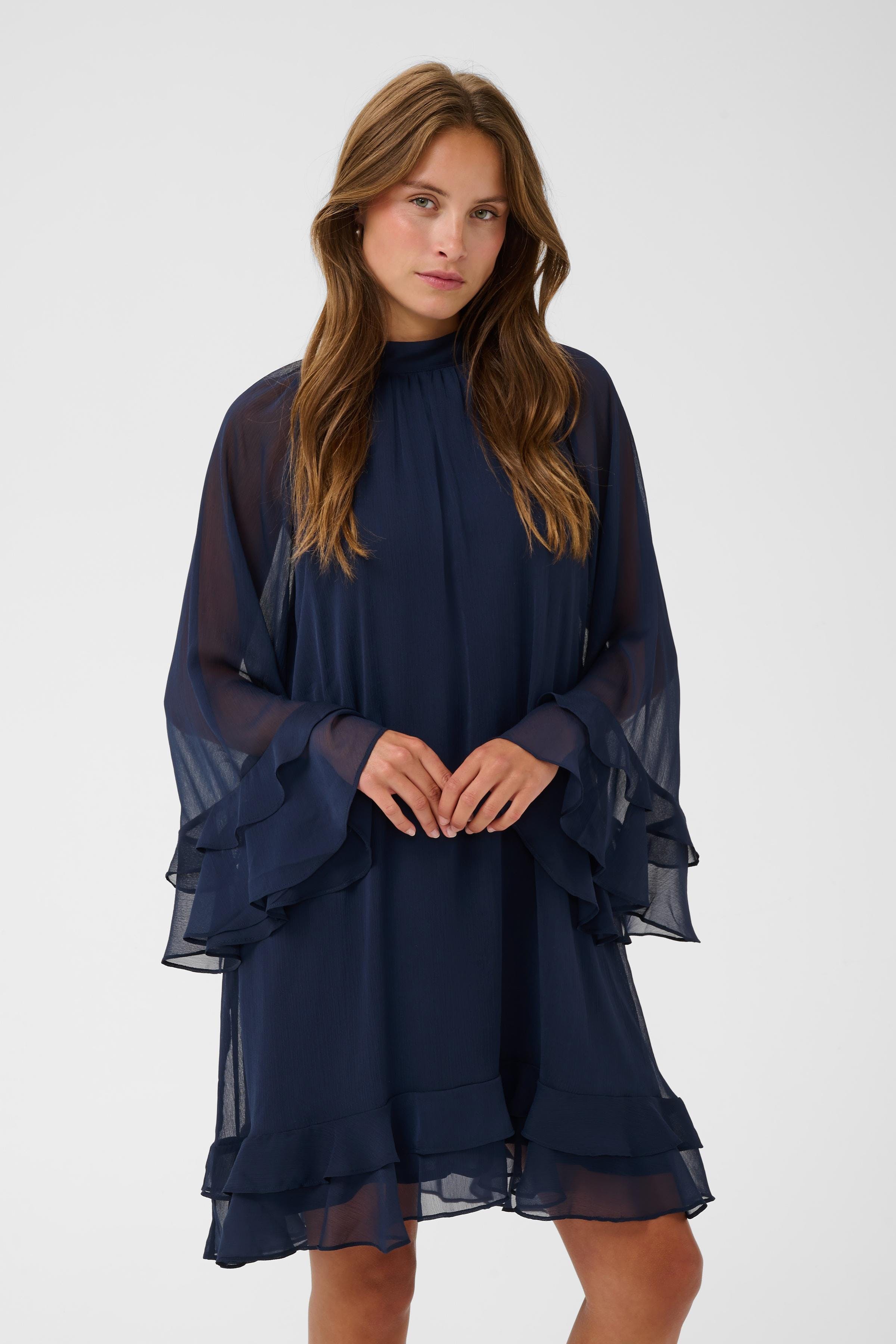LabelleSZ Dress LOOKBOOK FRONT 30514739-193924