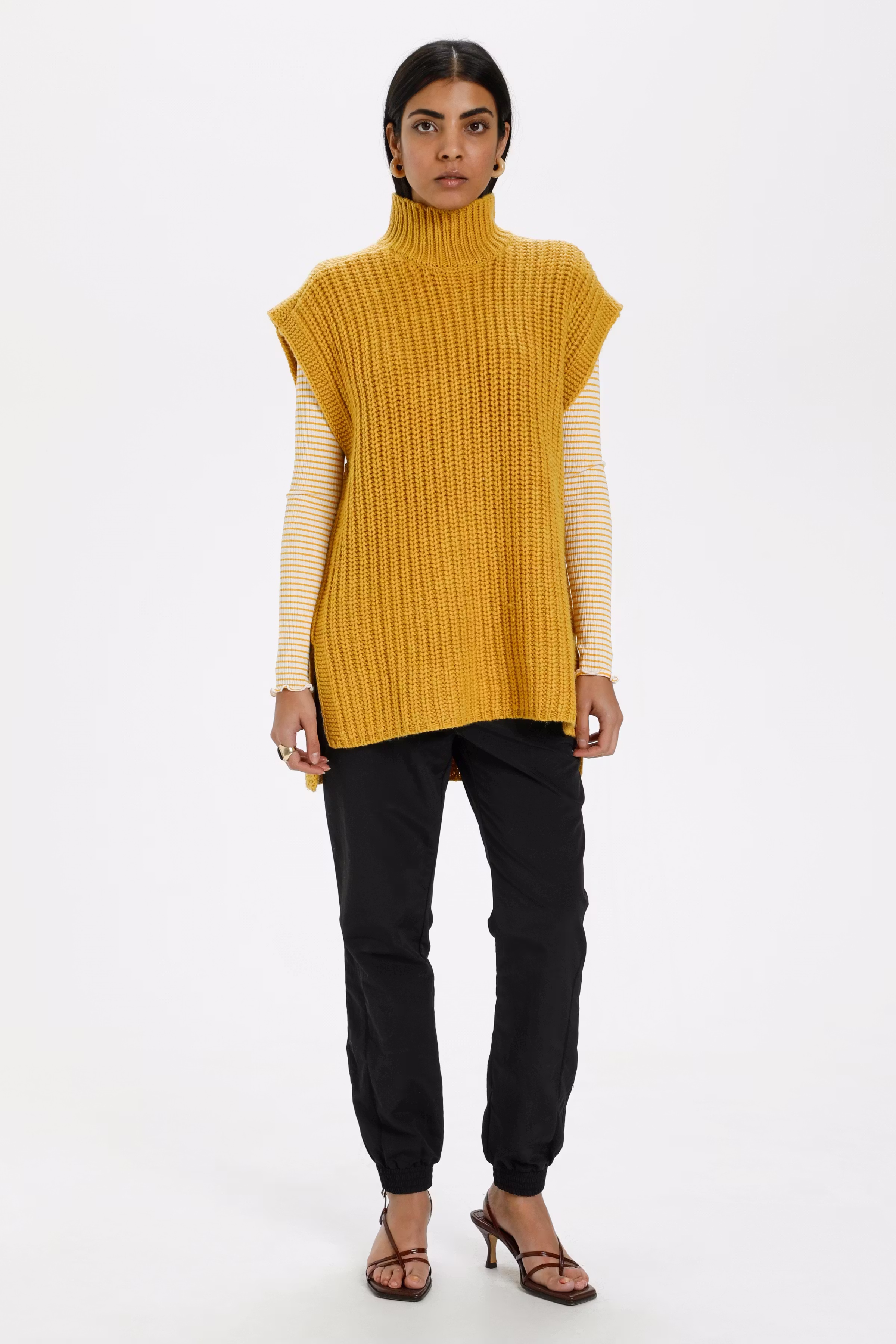 InezKB Stickad pullover LOOKBOOK FRONT 10103550-150960