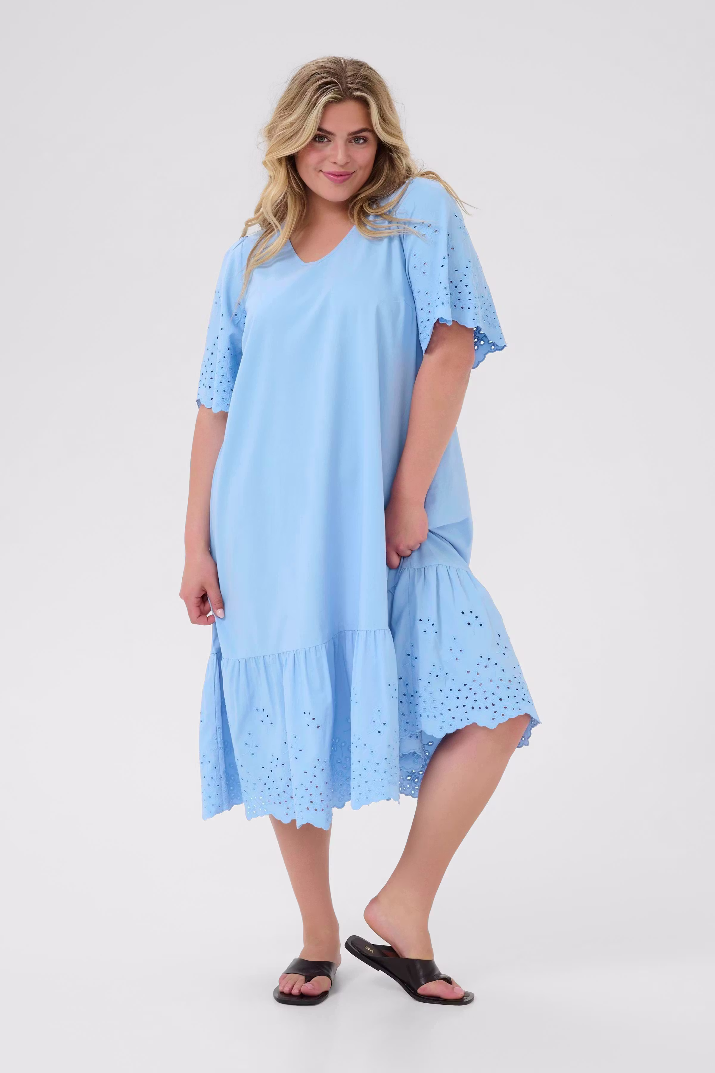 KClouisia Kleid LOOKBOOK FRONT 10583734-153930
