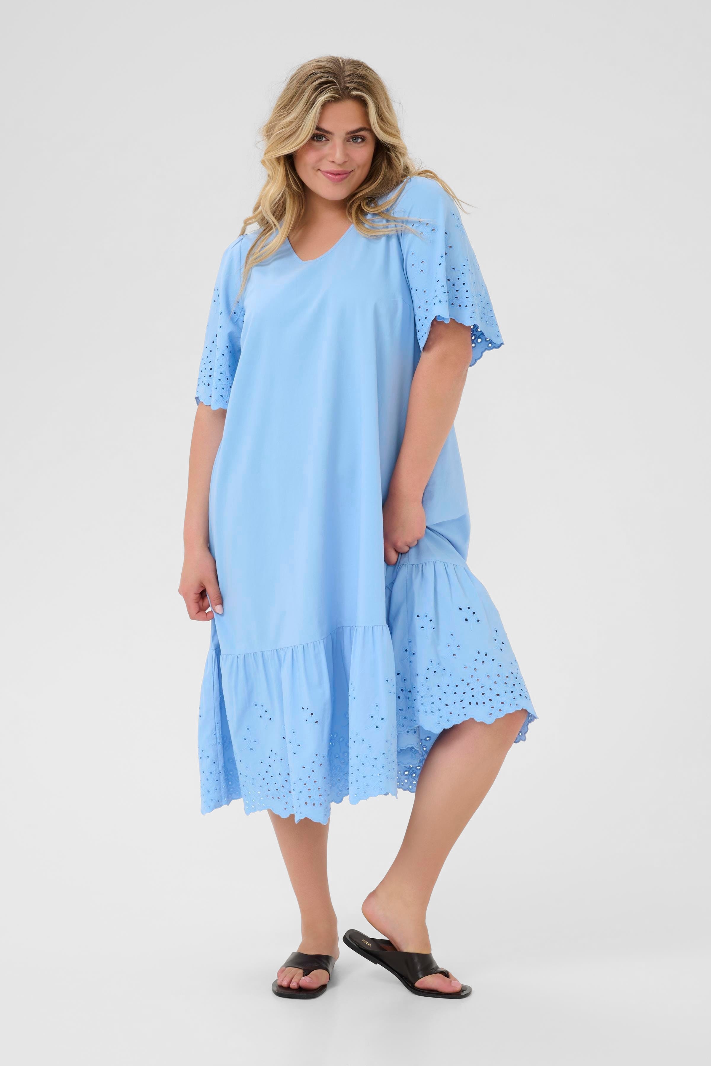 KClouisia Kleid LOOKBOOK FRONT 10583734-153930