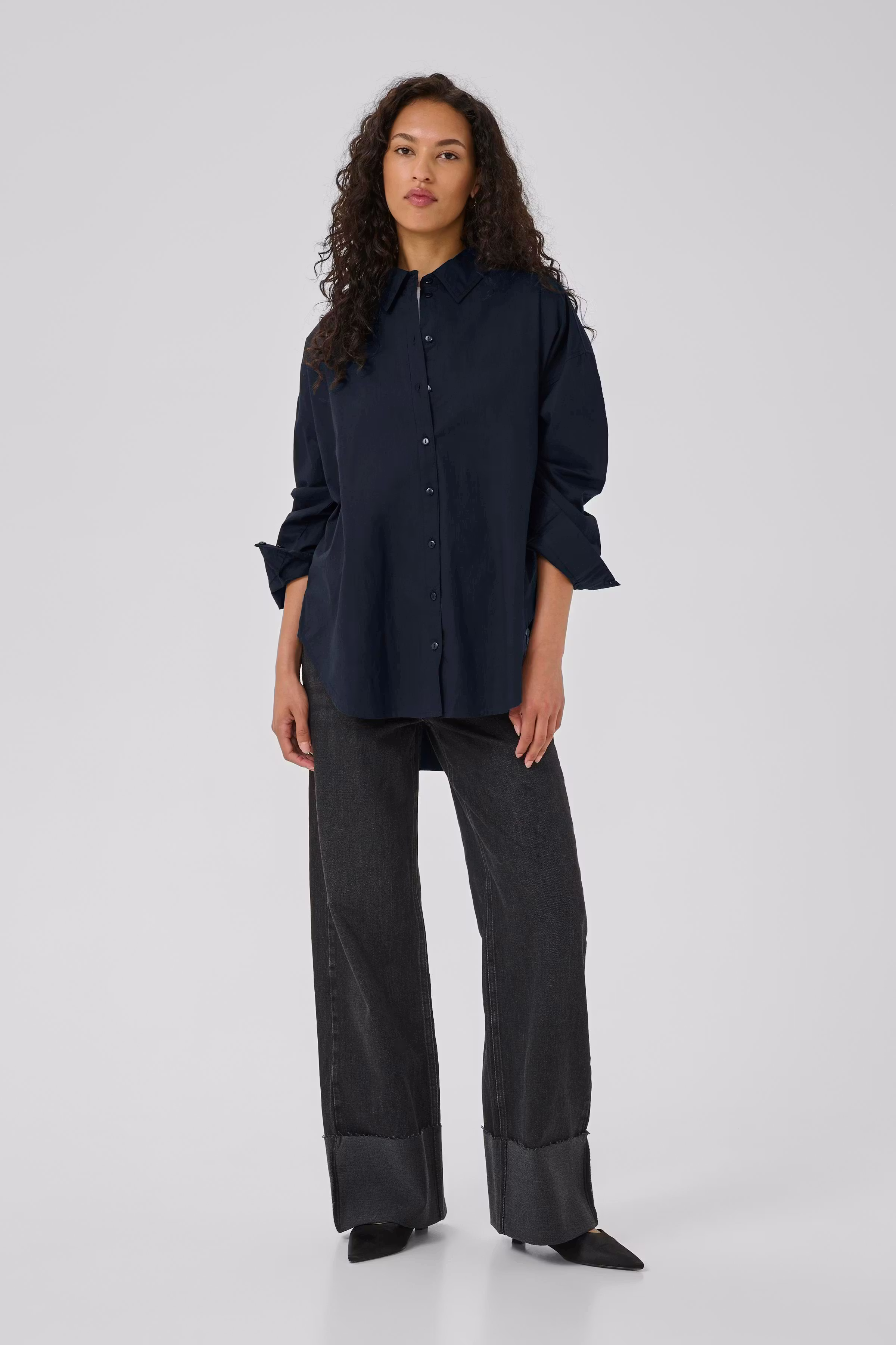 SunnaMW Boxy Shirt LOOKBOOK FRONT 10705021-100031