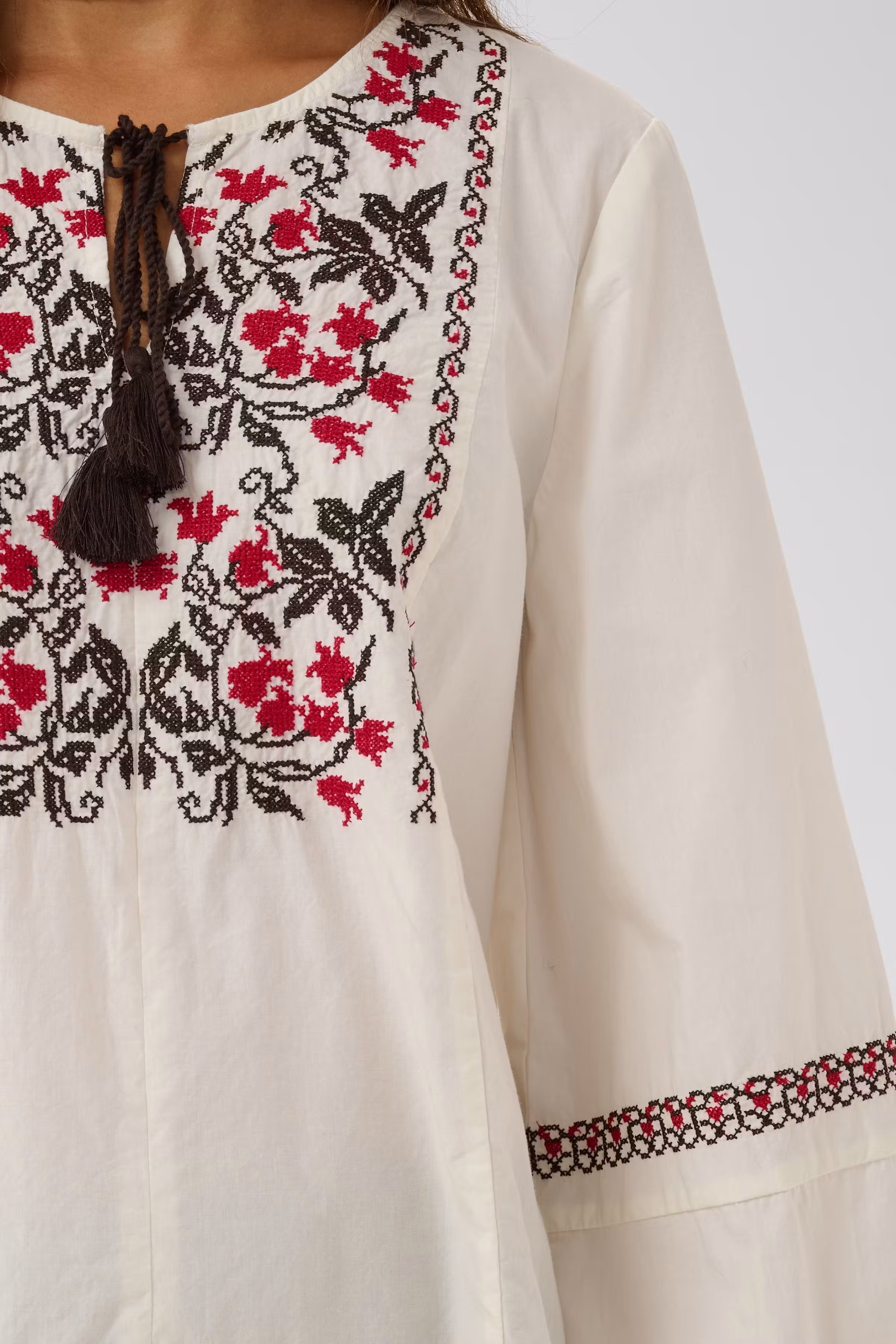 CREsther Bluse LOOKBOOK DETAIL 10615507-110701