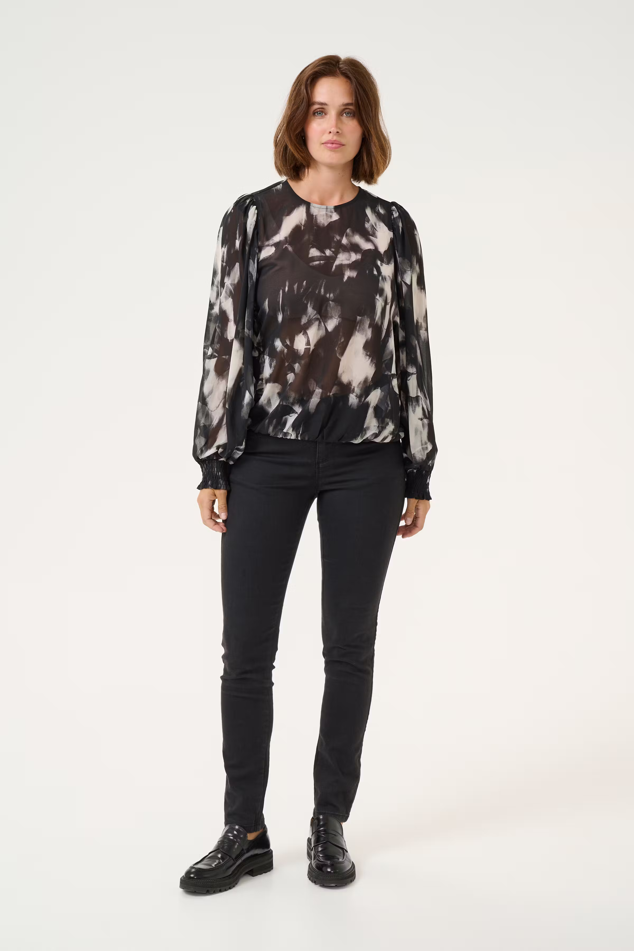 KAaska Blus LOOKBOOK FRONT 10509238-106593