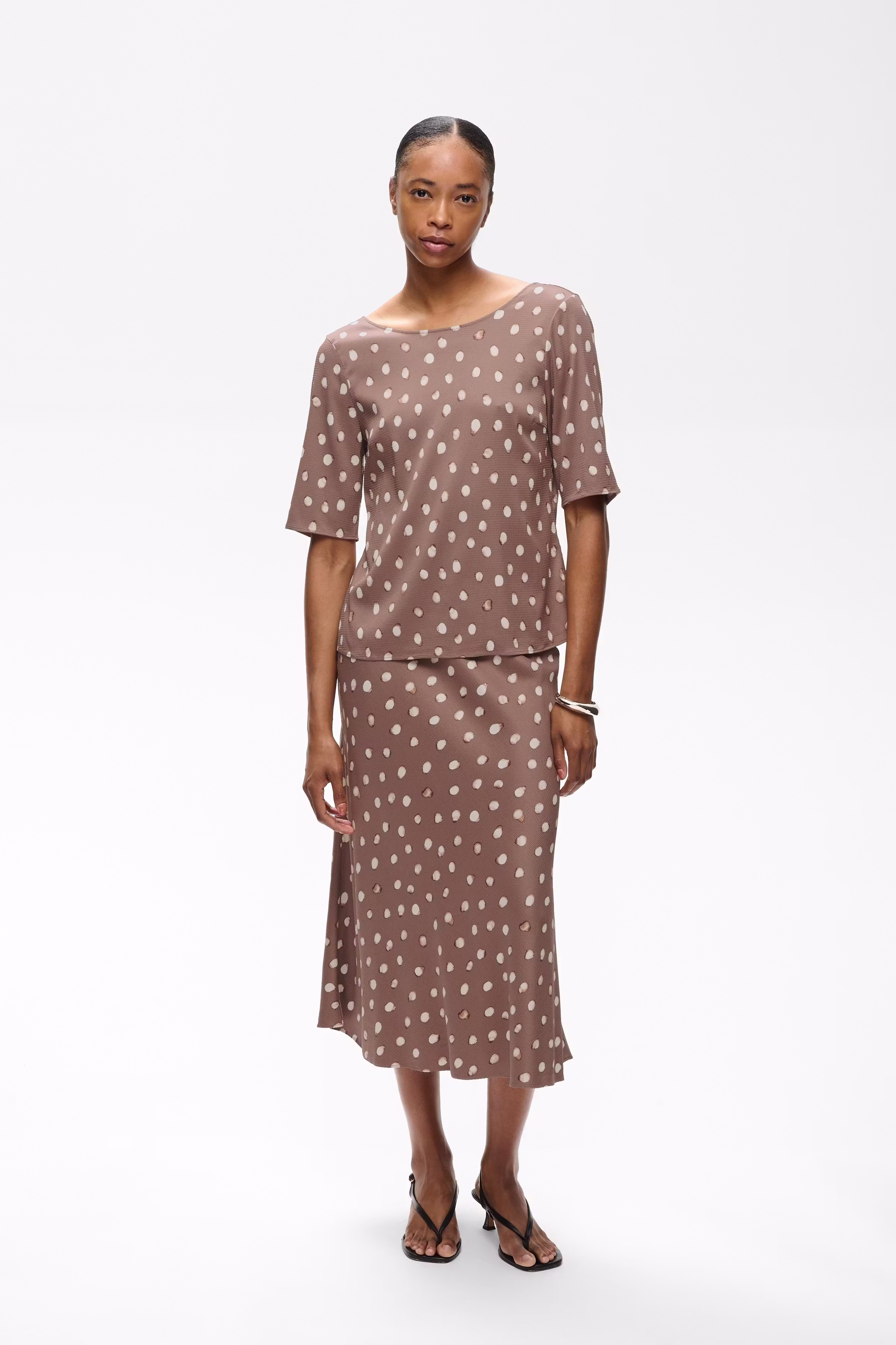 HENRIIW Top LOOKBOOK FRONT 30113103-900009020