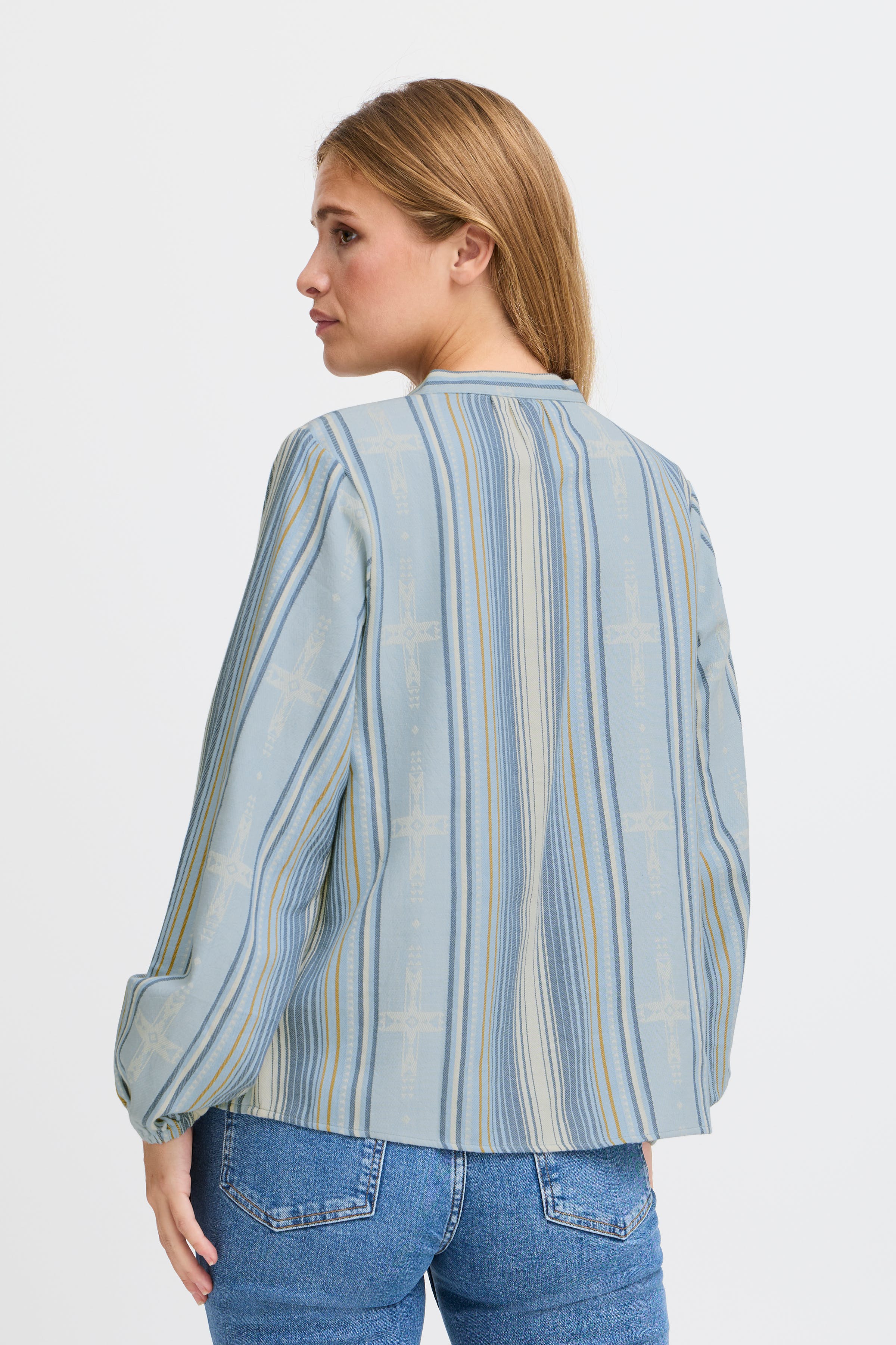 PZTIONA blouse LOOKBOOK BACK 50208599-153915