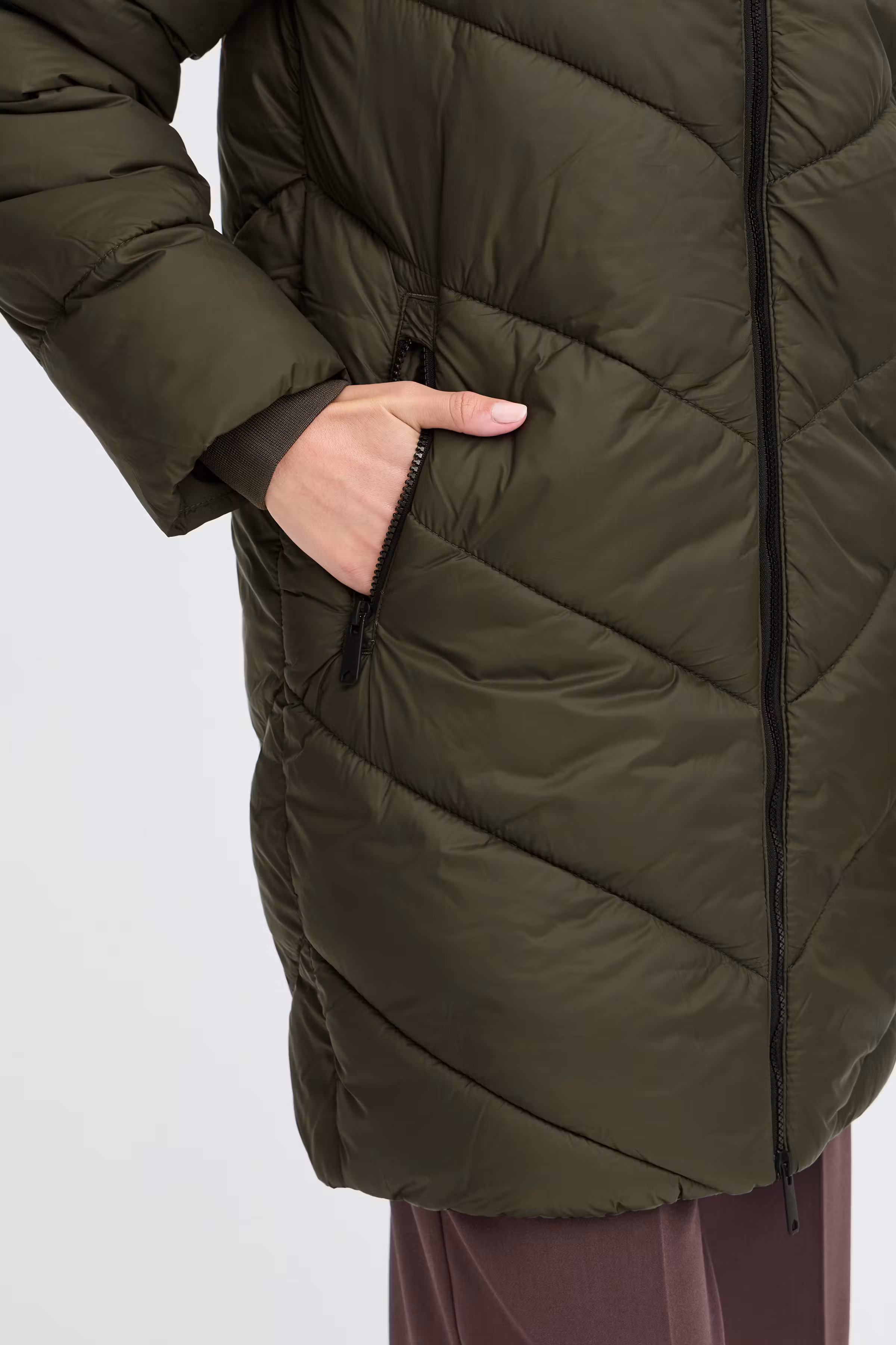 BYBOMINAX Coat LOOKBOOK DETAIL 20819090-190509
