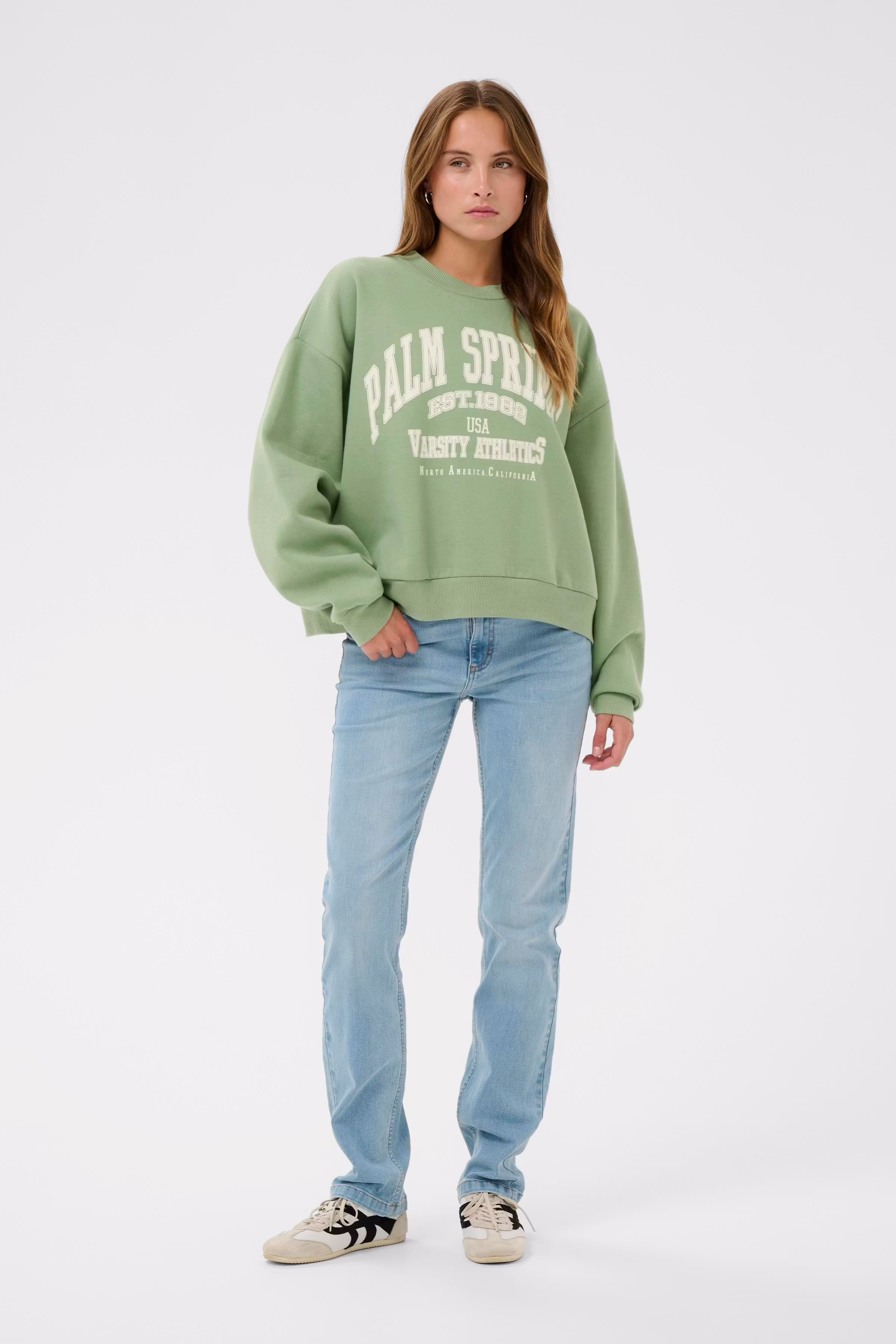 KAsussi Sweatshirt LOOKBOOK FRONT 10511087-176212