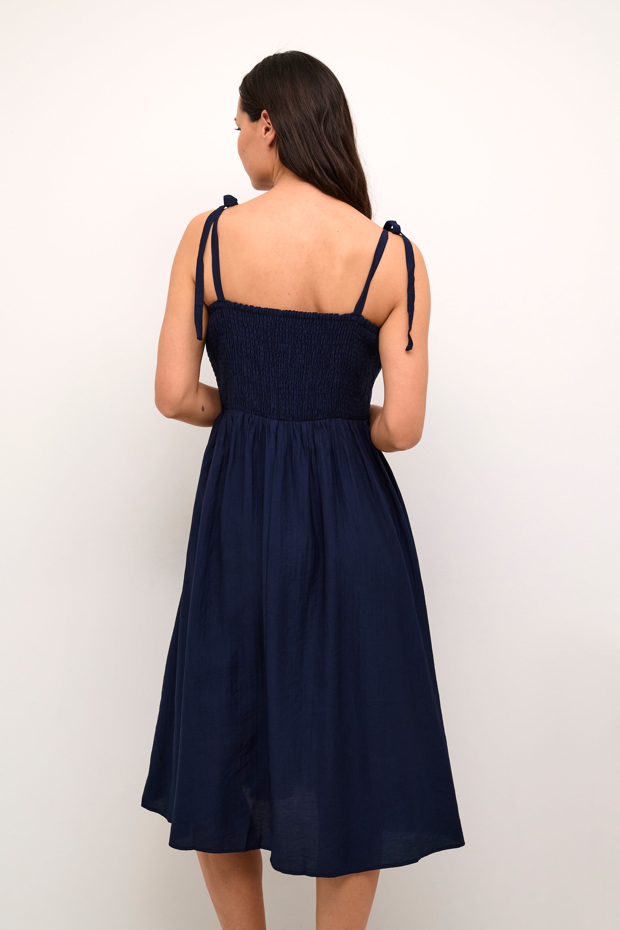 CRLori Dress LOOKBOOK BACK 10612694-193923