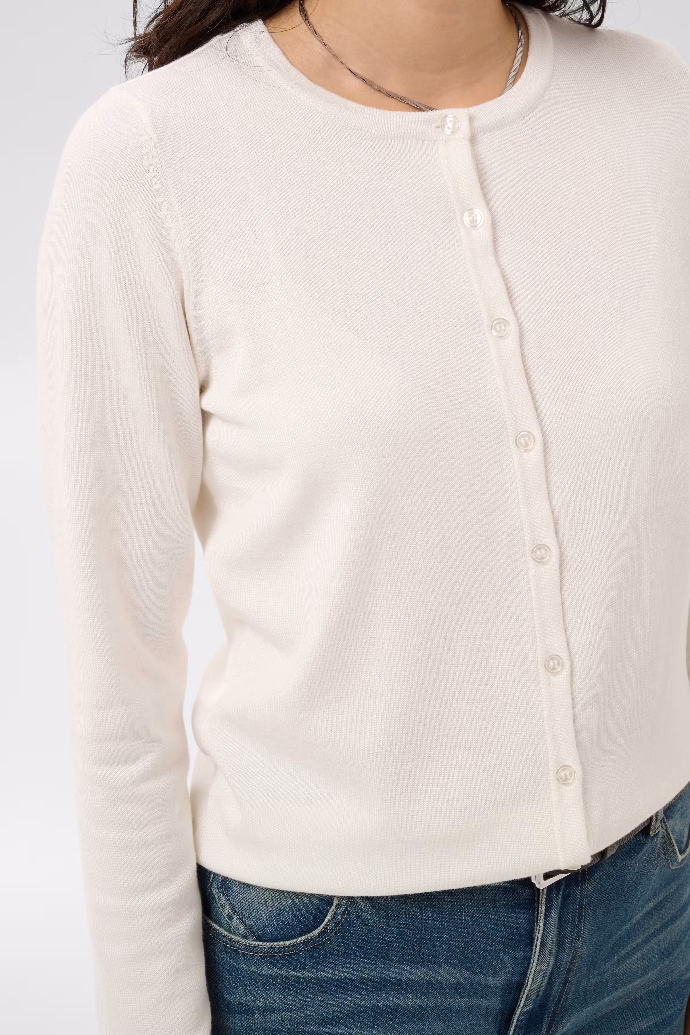 MilaSZ R-Neck Cardigan LOOKBOOK DETAIL 30500005-110605