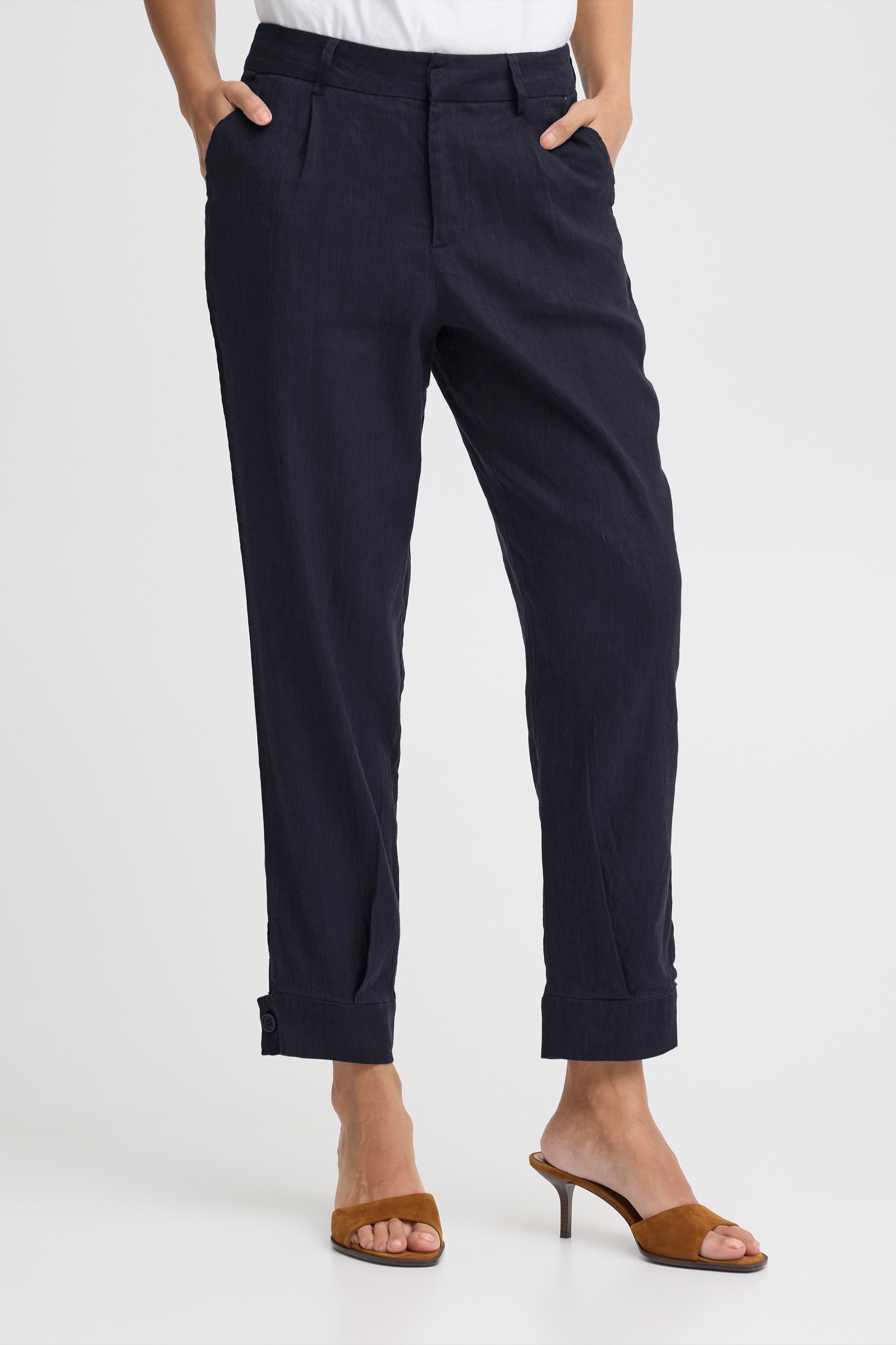 PZLUCA Bukser LOOKBOOK FRONT 50210434-194020