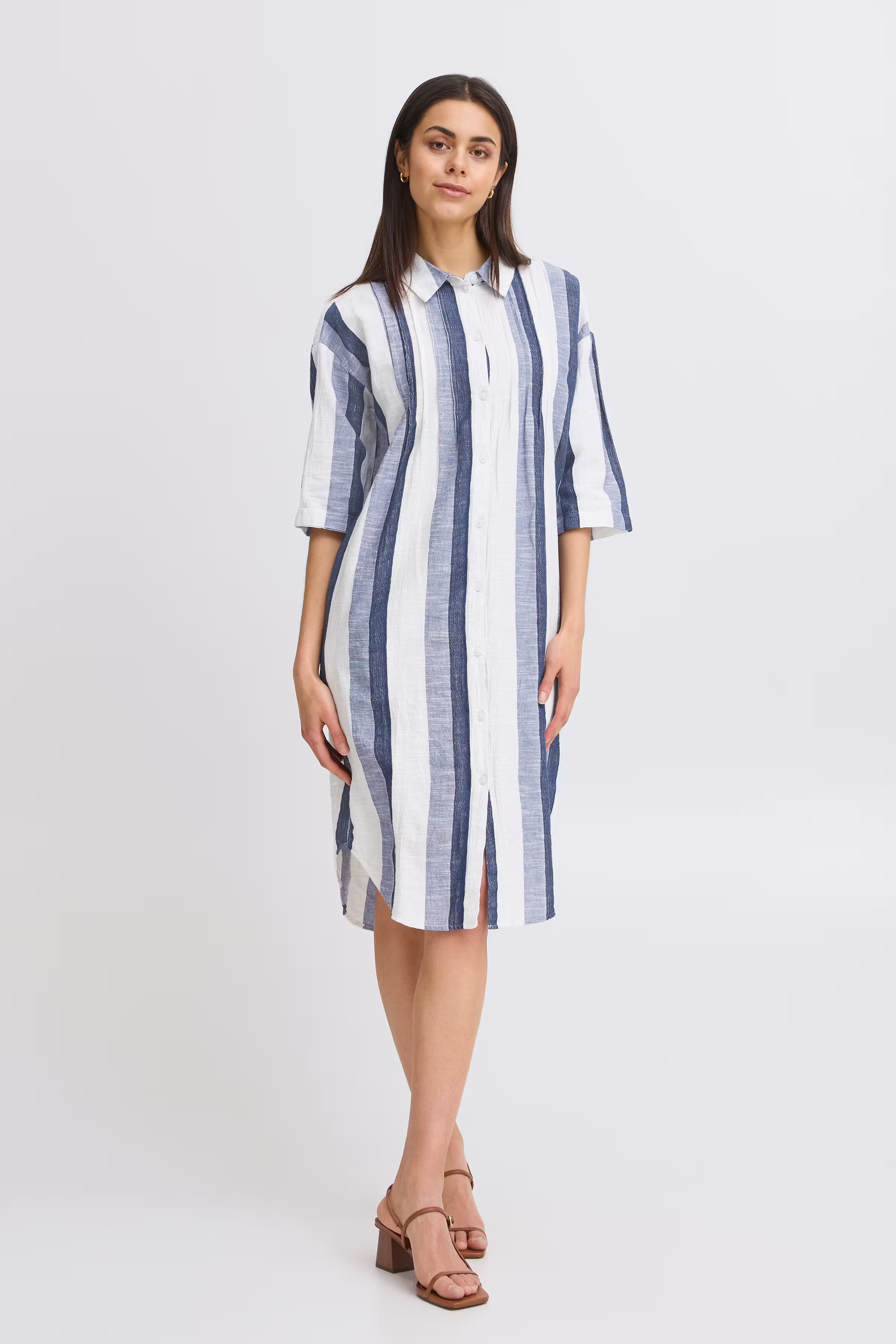 FRCAY Kleid LOOKBOOK FRONT 20615668-204688