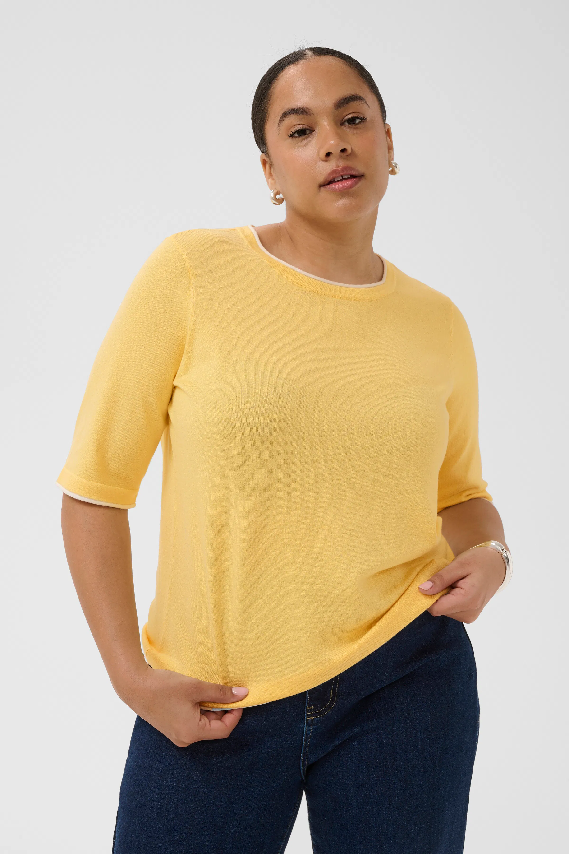 KClizzy Pullover LOOKBOOK FRONT 10584481-1000123