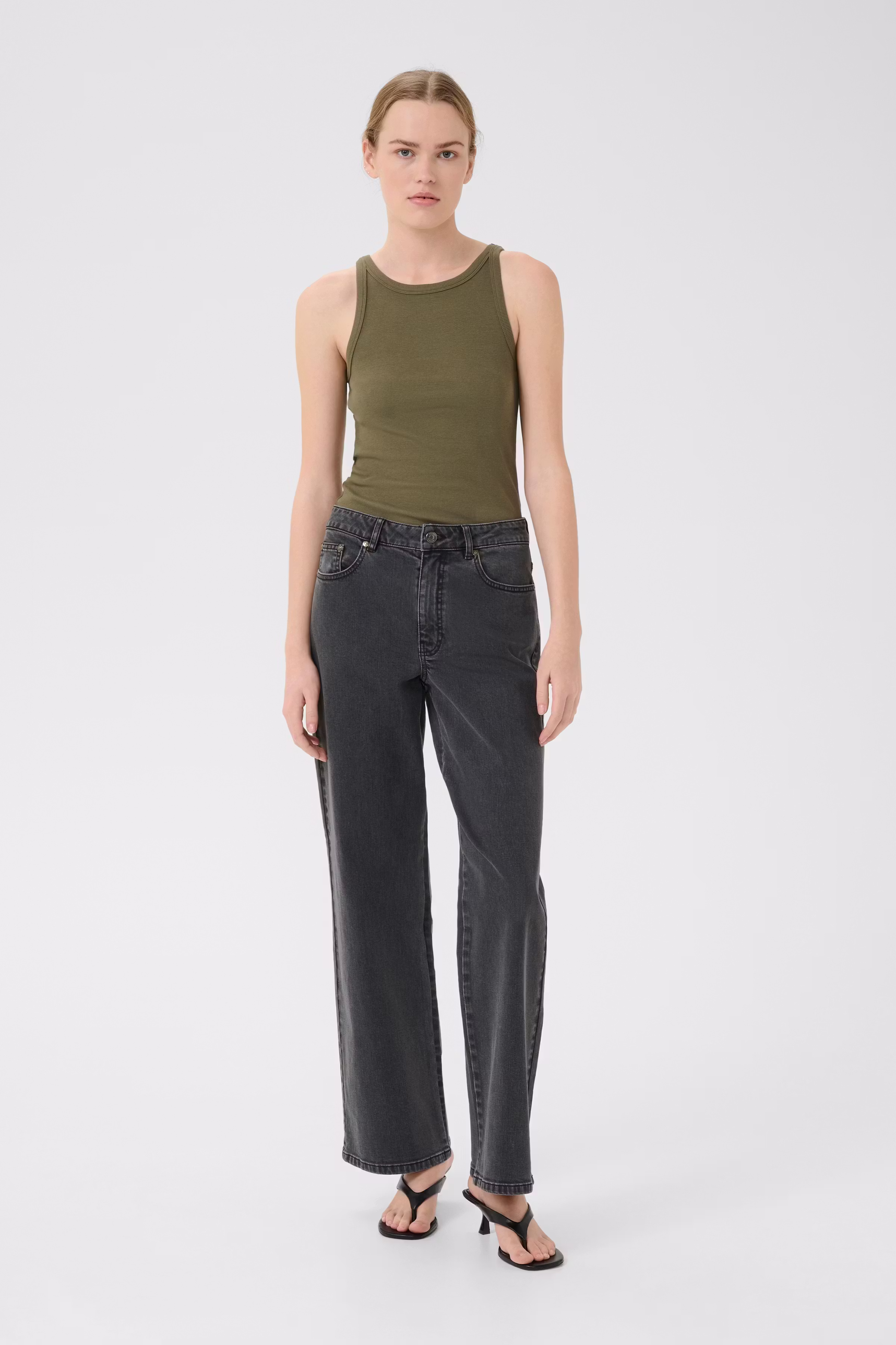 DrewGZ Top LOOKBOOK FRONT 10906229-190403