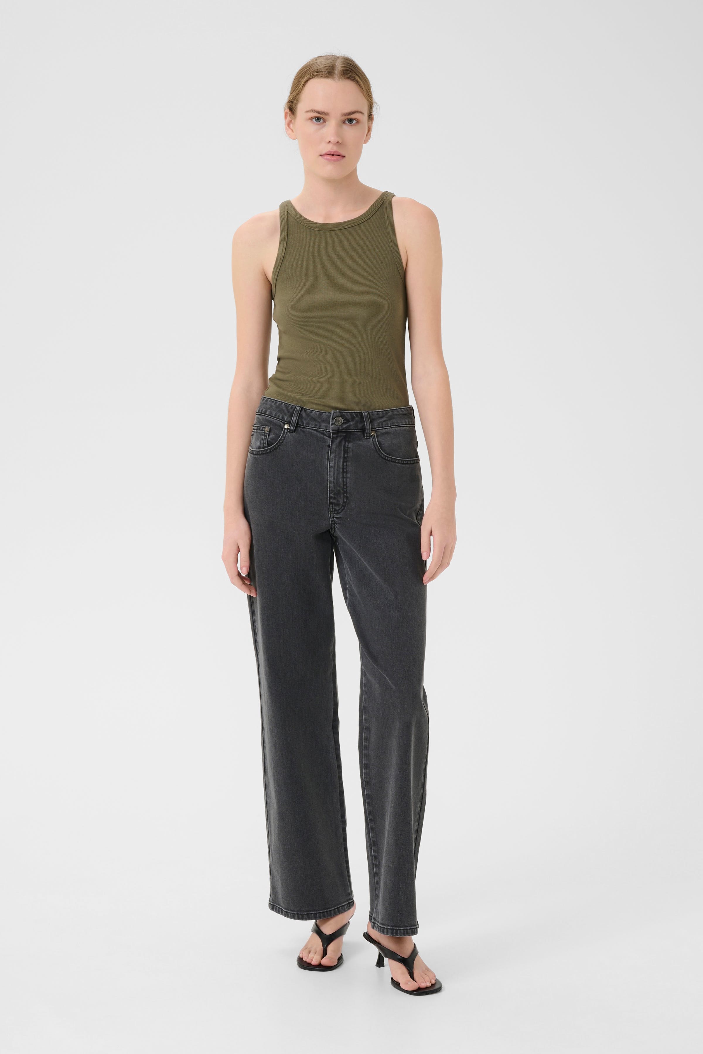 DrewGZ Top LOOKBOOK FRONT 10906229-190403