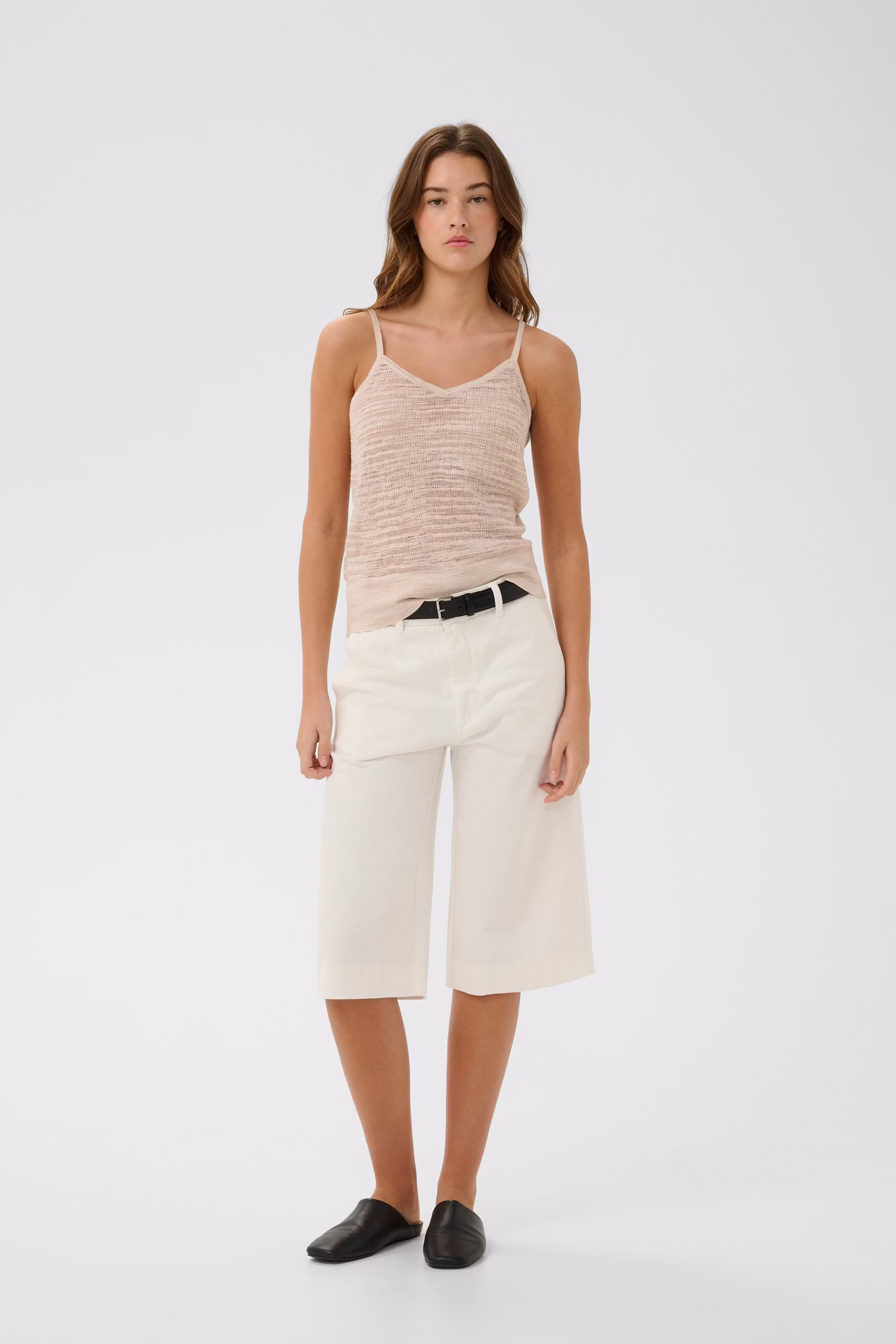 ELLYIW Bermuda Denim Shorts LOOKBOOK FRONT 30112952-300001