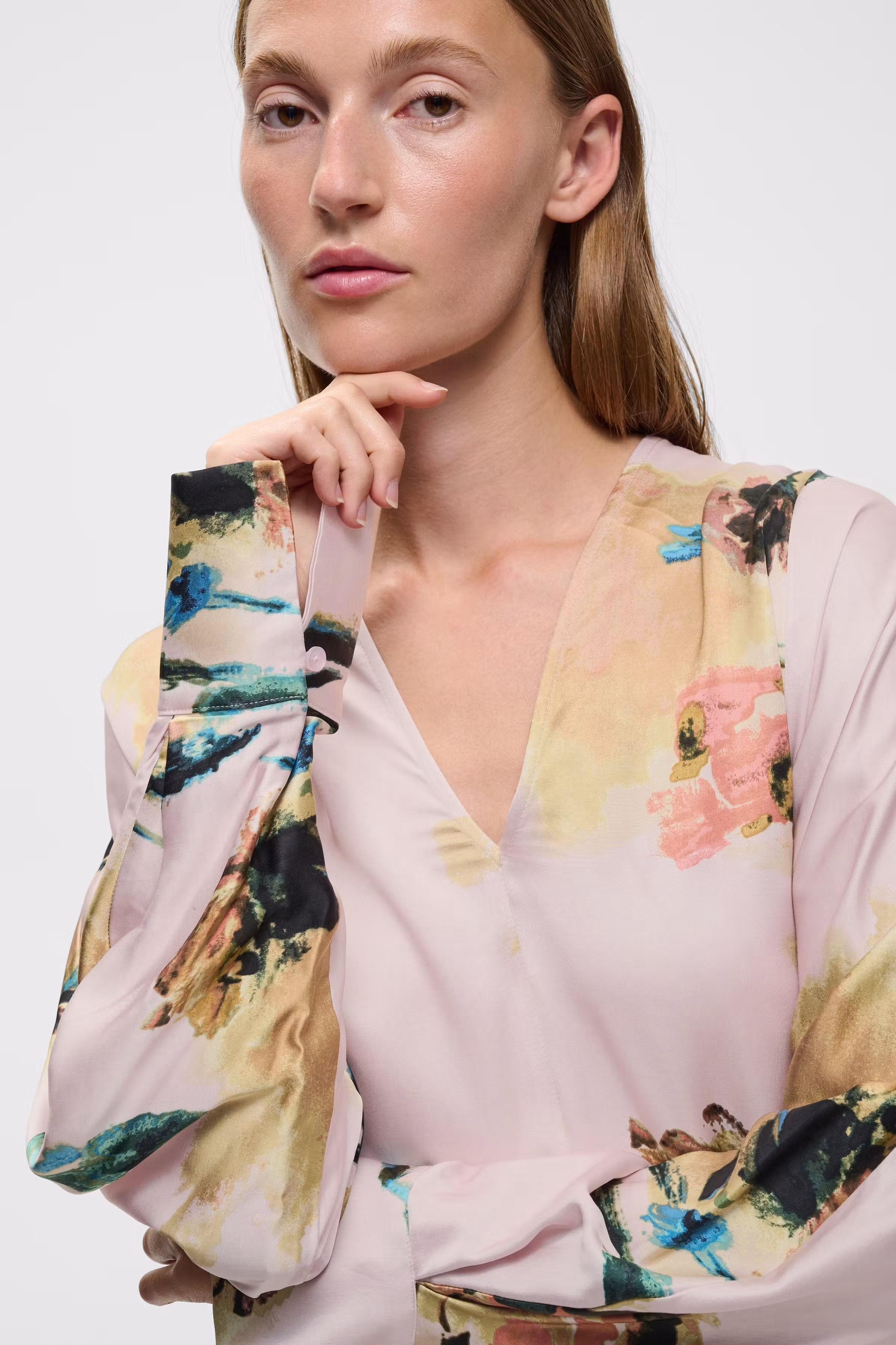 MEADOWIW Kleid LOOKBOOK DETAIL 30112824-900013036
