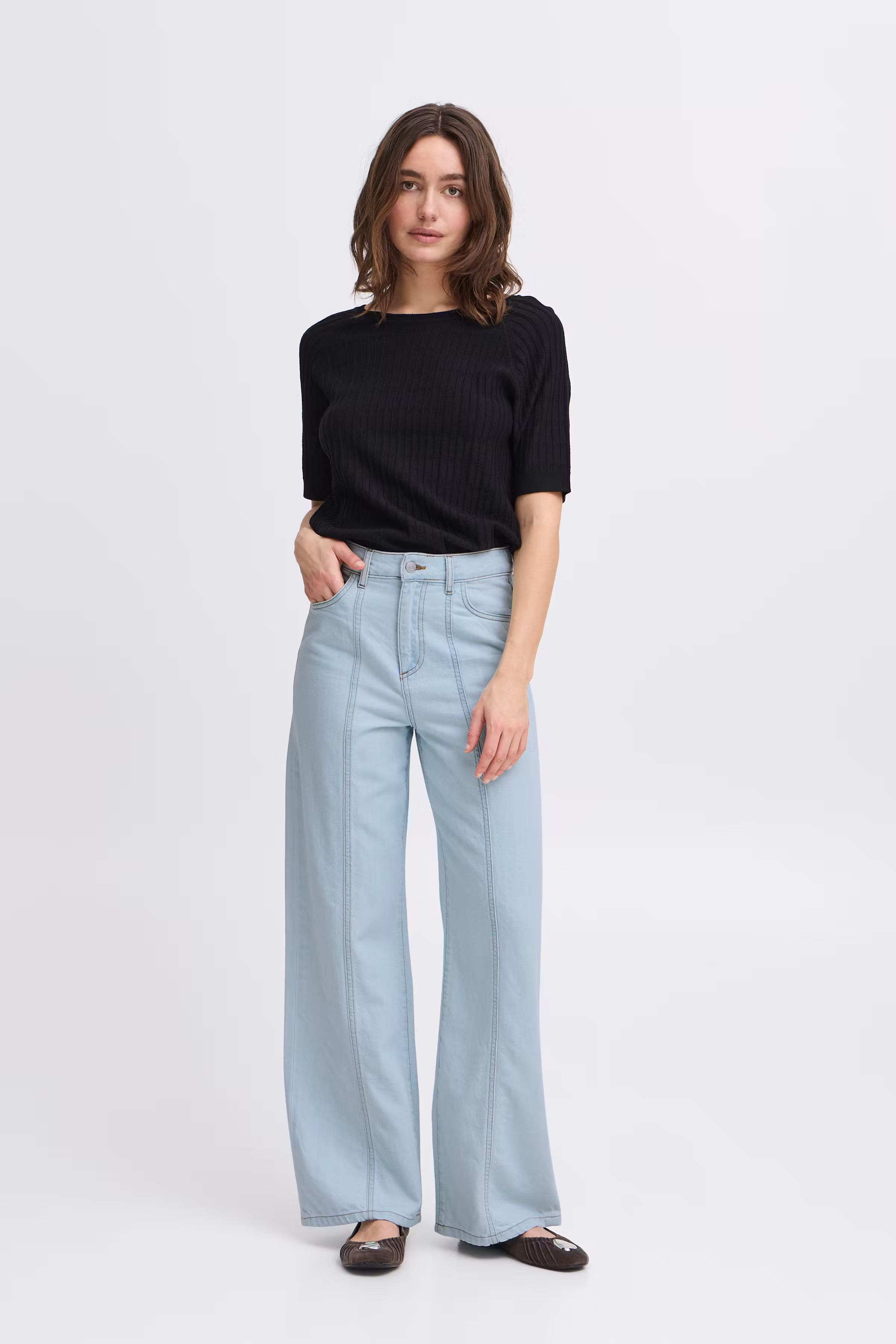 BYLONIA Jeans LOOKBOOK FRONT 20816503-200460