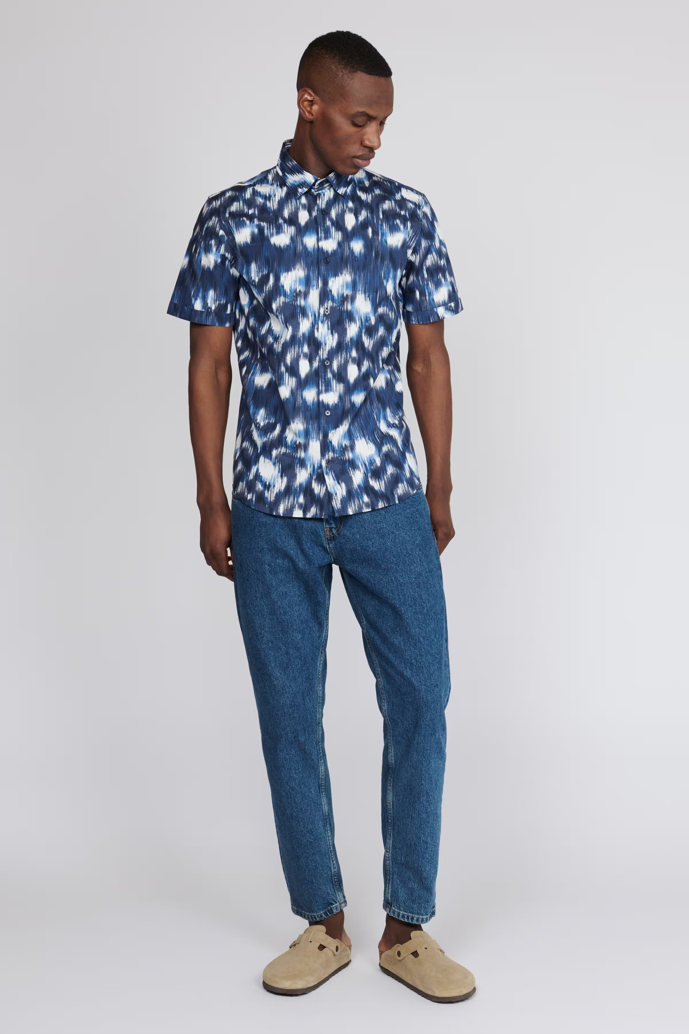 MAtrostol Shirt LOOKBOOK FRONT 30206763-194011