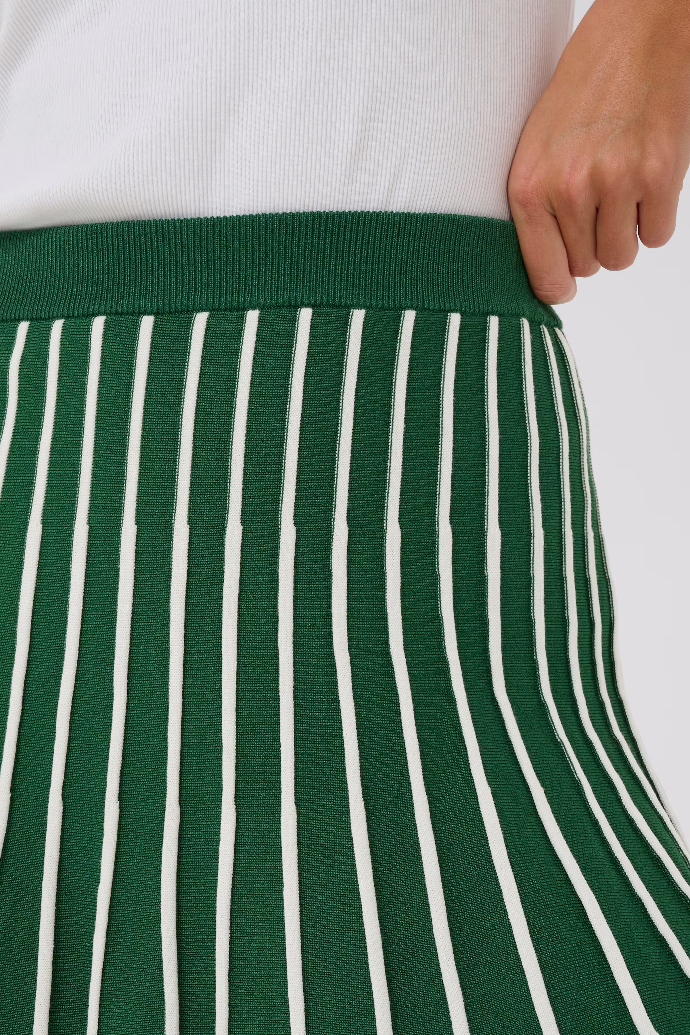 MildaSZ Kjol LOOKBOOK DETAIL 30514527-186026