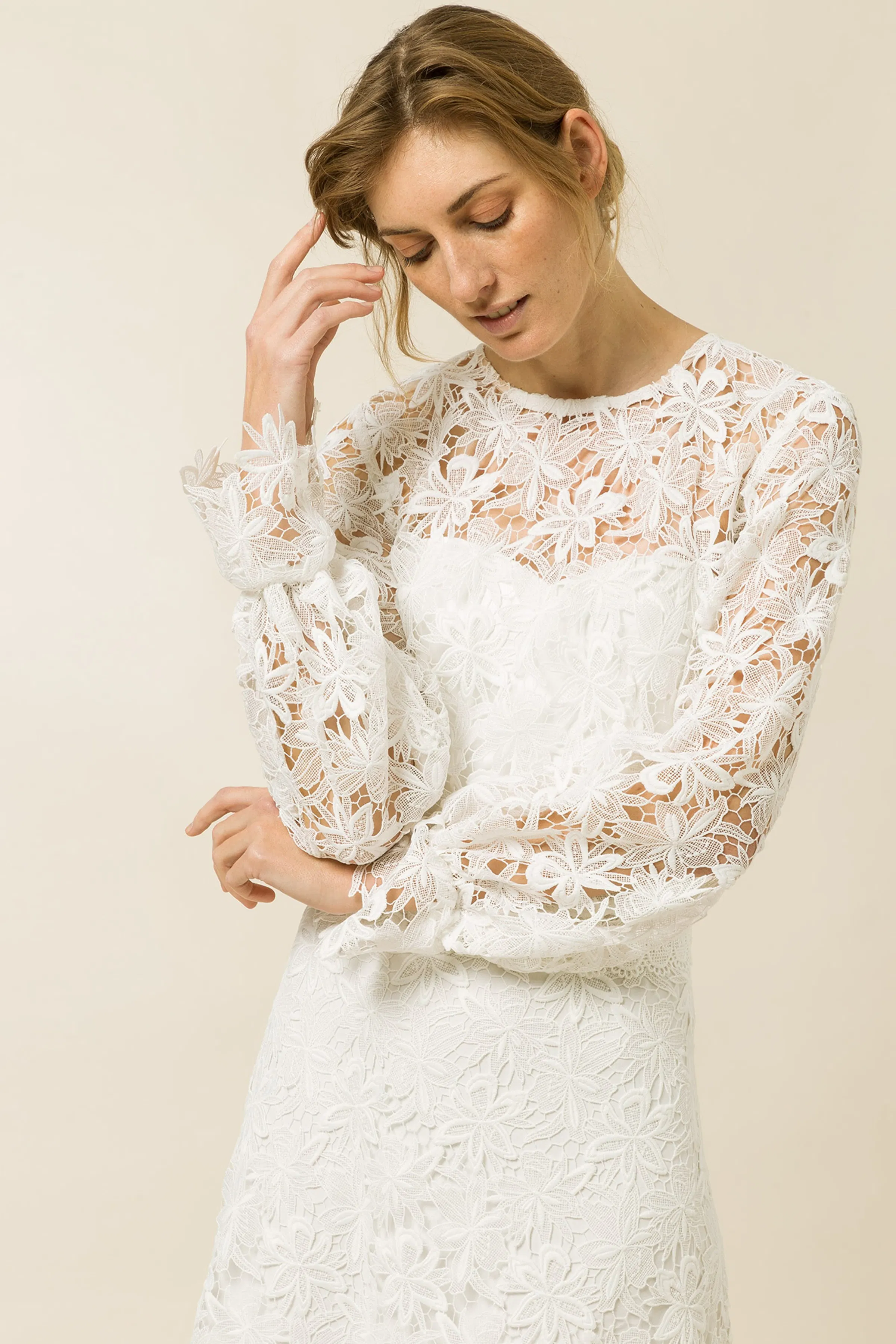 IOMIRRA Dress LOOKBOOK FRONT 30600199-WH010