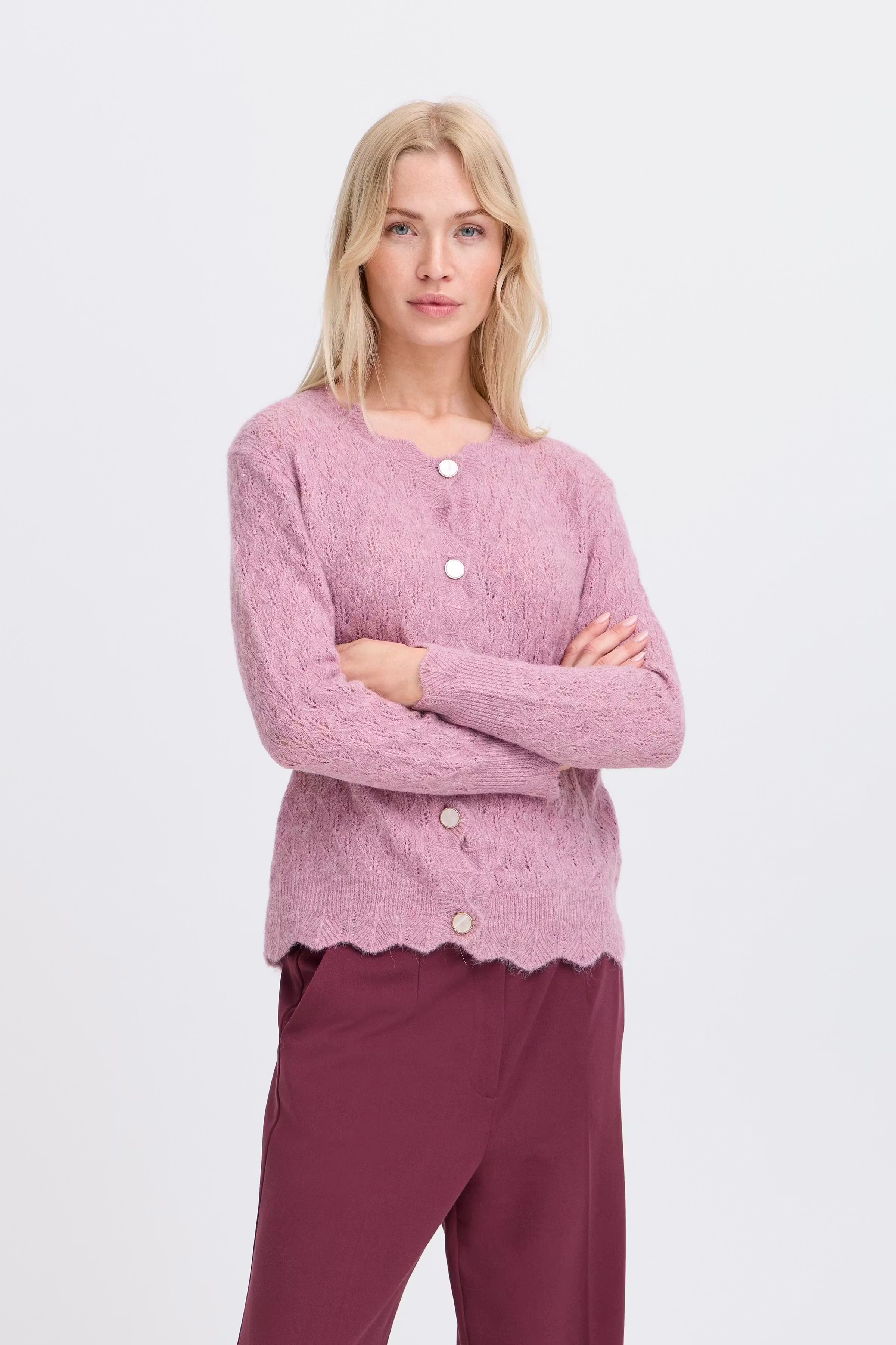 BYMONNA Cardigan LOOKBOOK FRONT 20818088-1621071