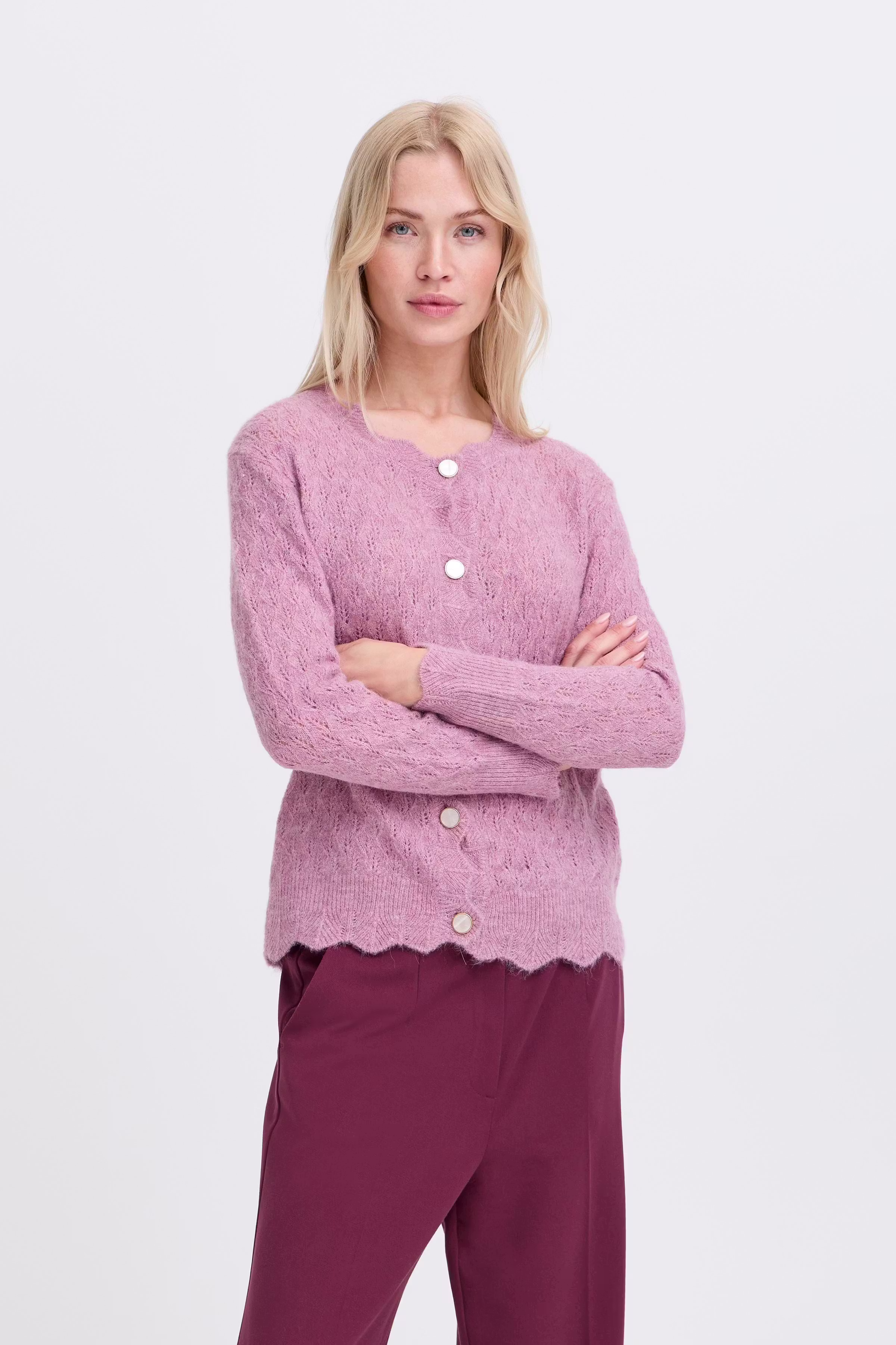 BYMONNA Cardigan LOOKBOOK FRONT 20818088-1621071