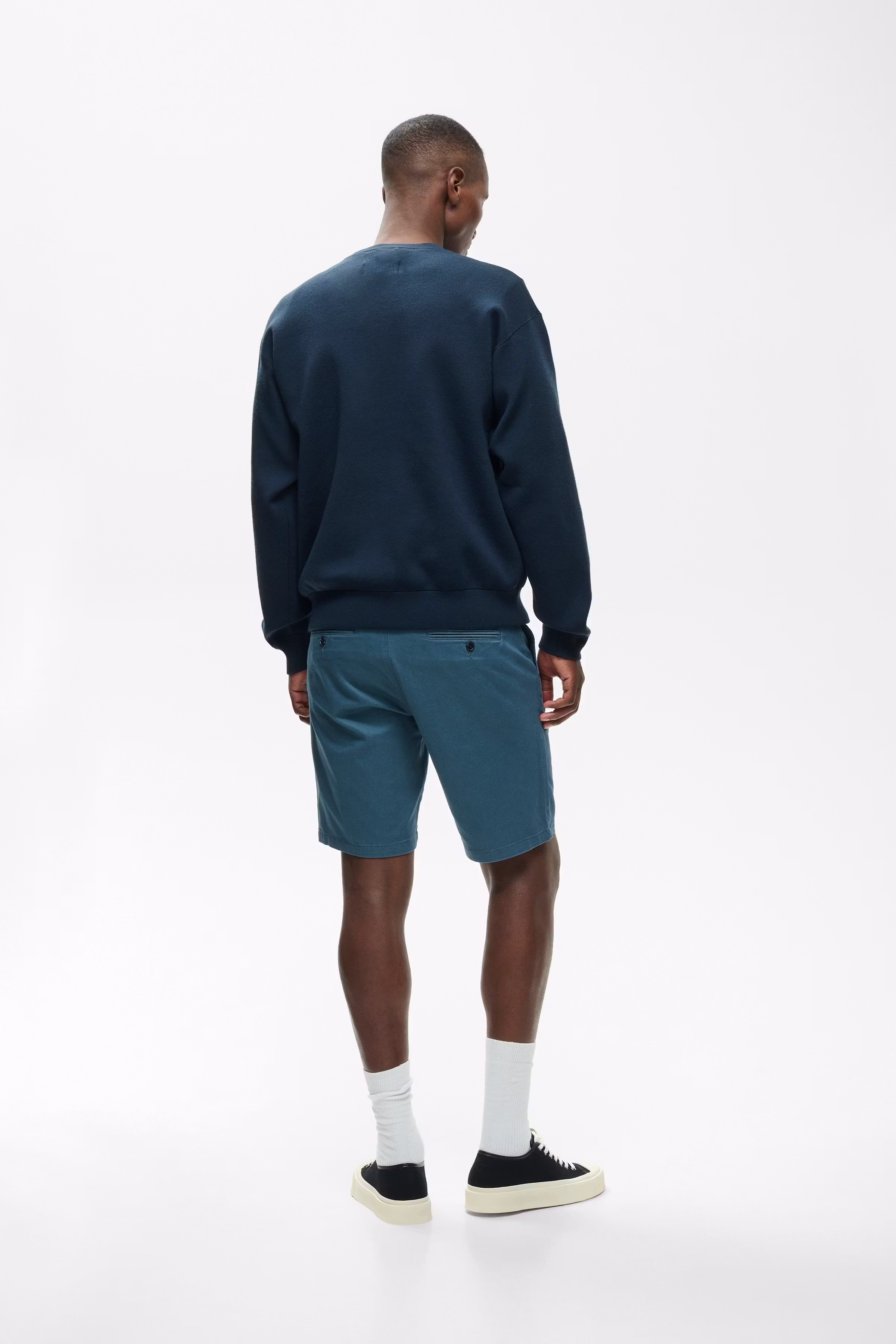 MAthomas Shorts LOOKBOOK BACK 30207368-184218