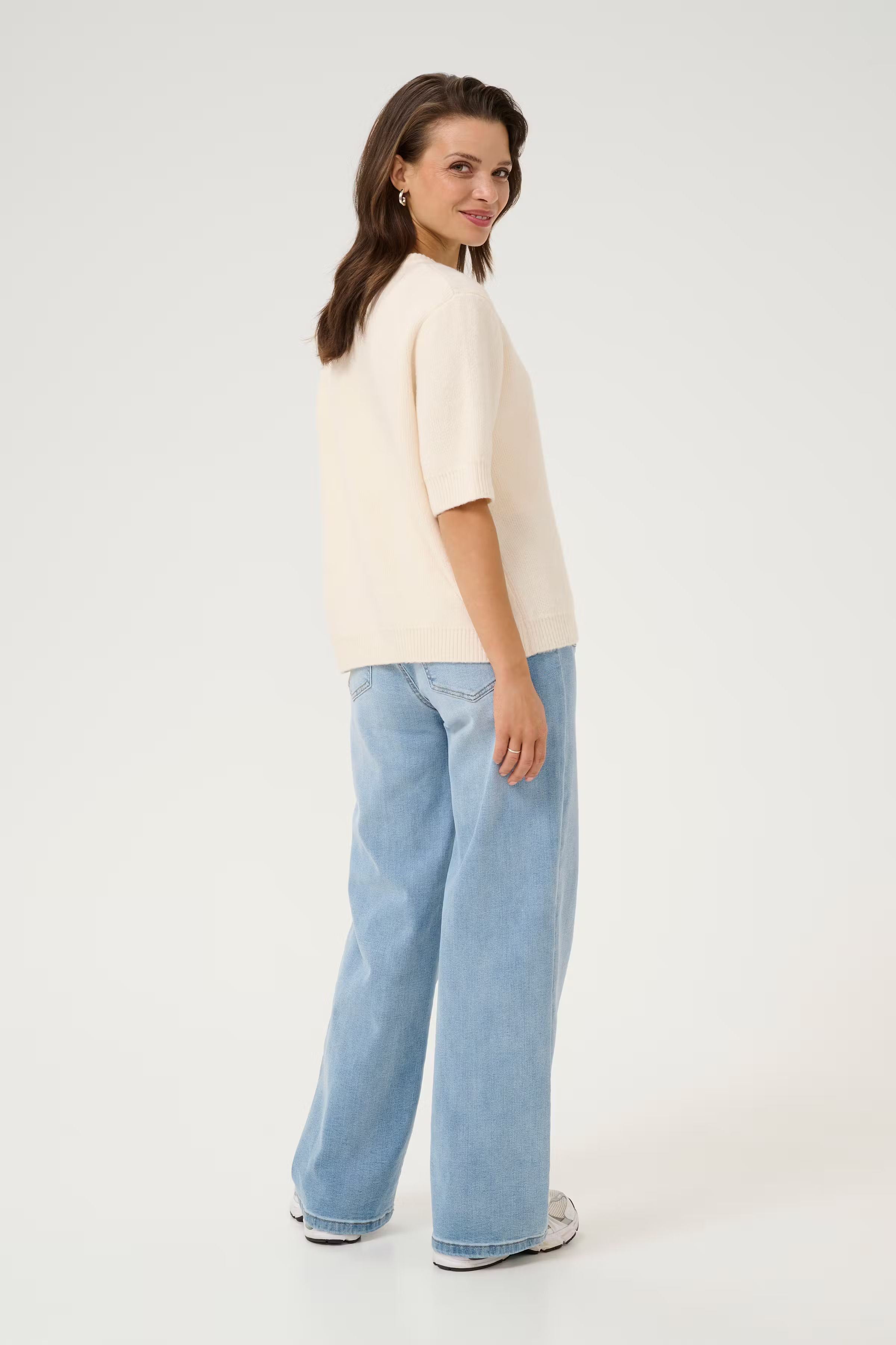 KAseverina Pullover LOOKBOOK BACK 10509593-110602