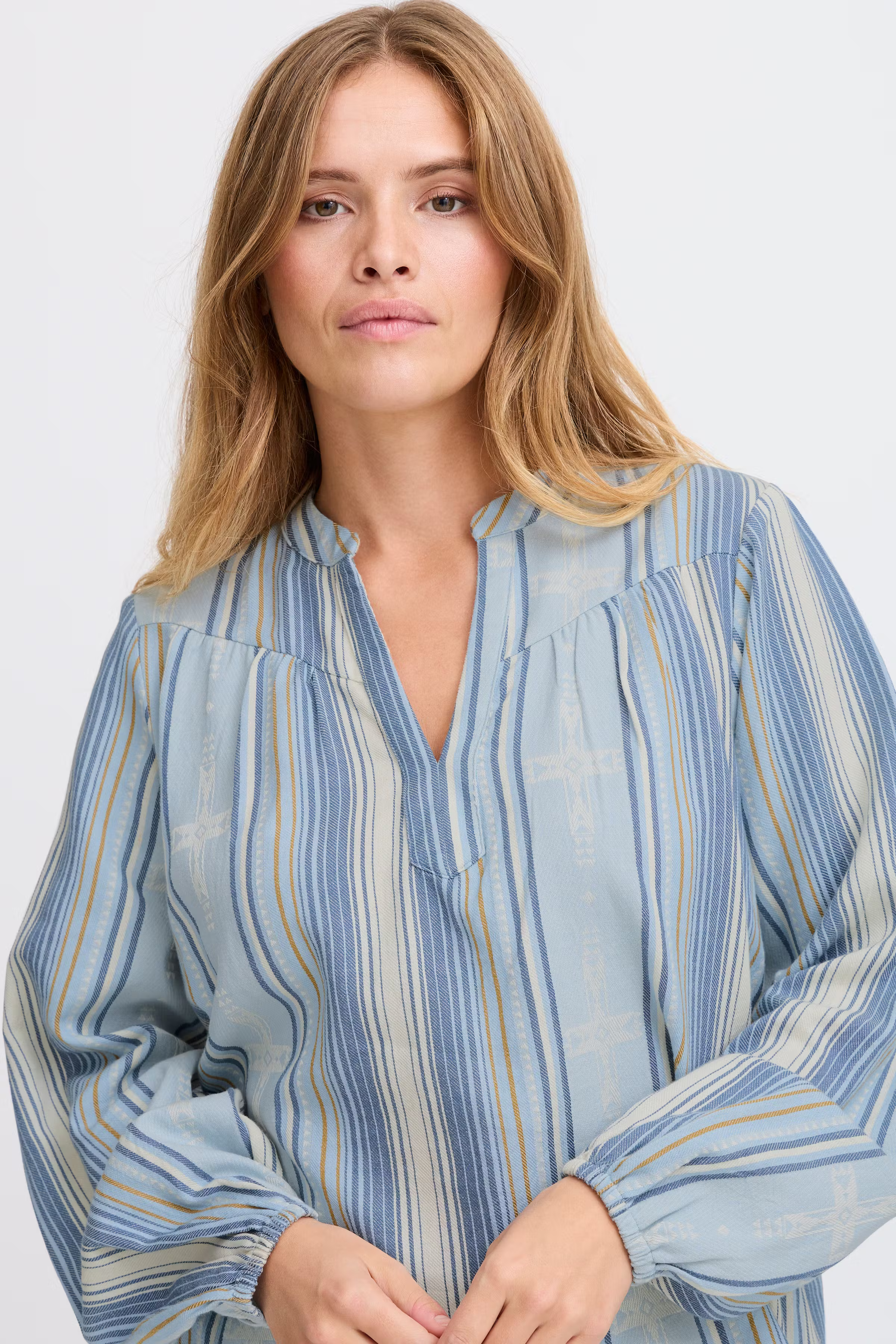 PZTIONA blouse LOOKBOOK DETAIL 50208599-153915